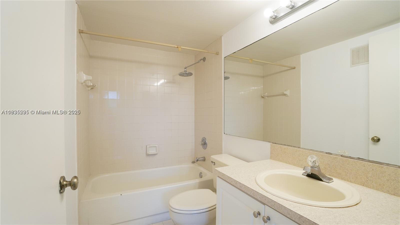 8100 Geneva Ct #343, Doral, Florida image 18