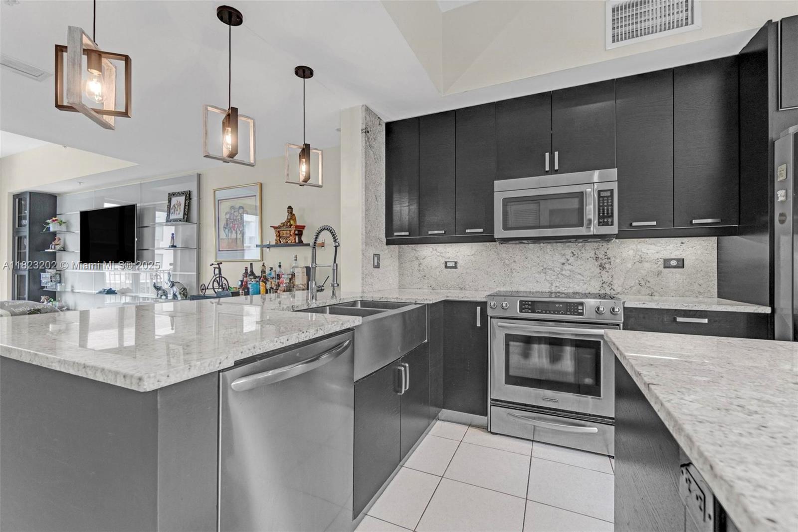 2138 Van Buren St #605, Hollywood, Florida image 1