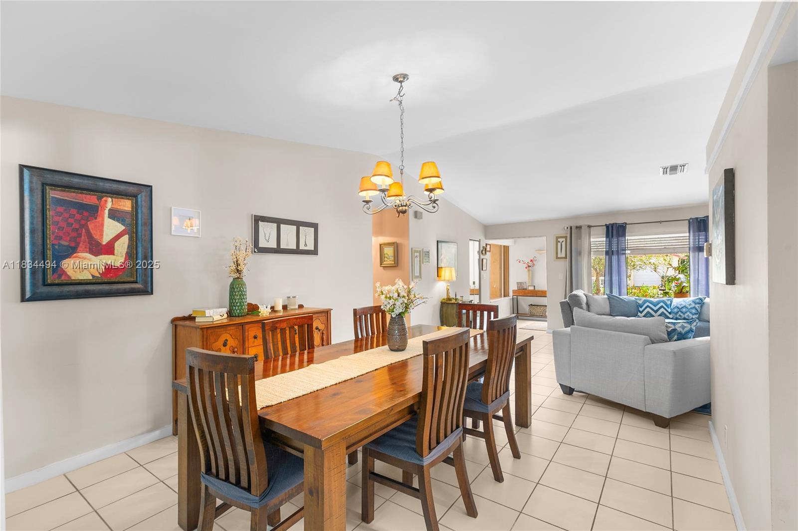 5001 SW 11th Circle, Margate, Florida image 11