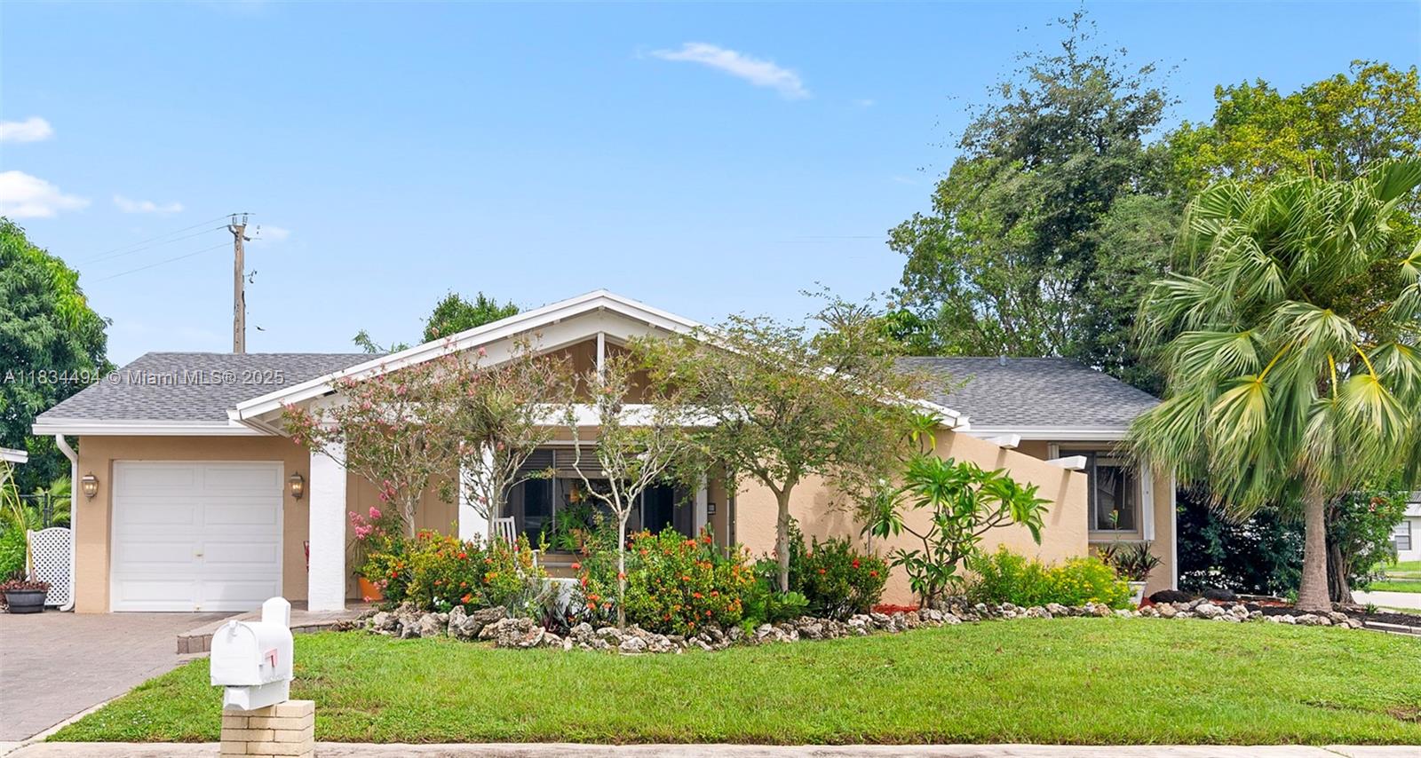 5001 SW 11th Circle, Margate, Florida image 2