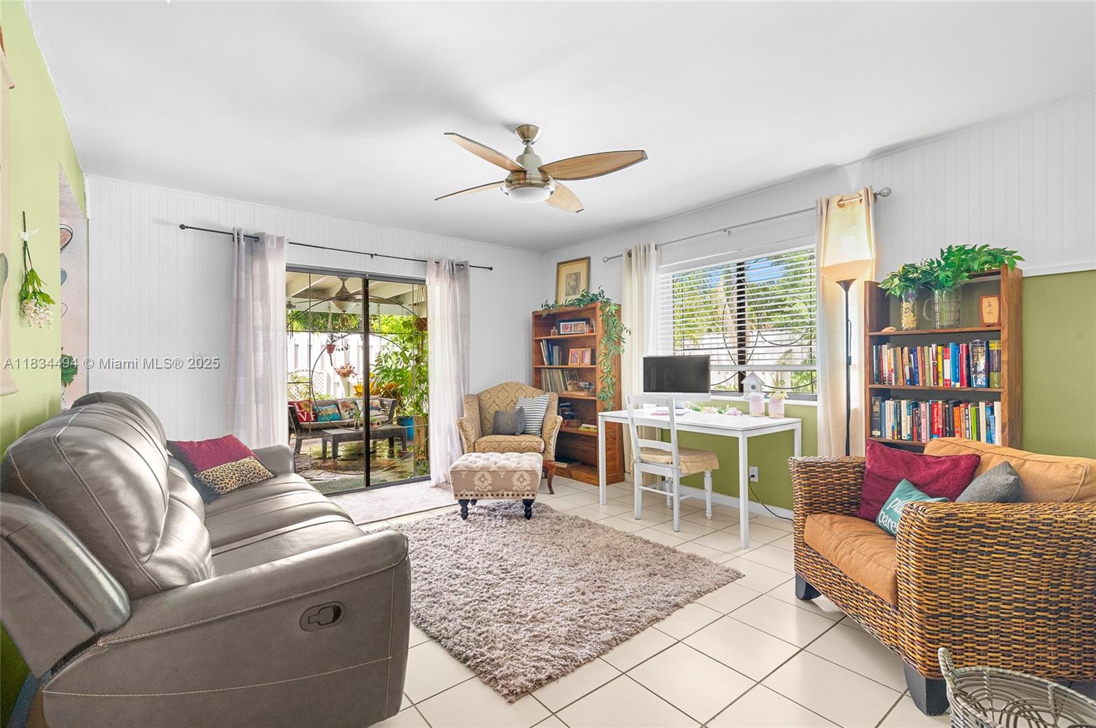 5001 SW 11th Circle, Margate, Florida image 23