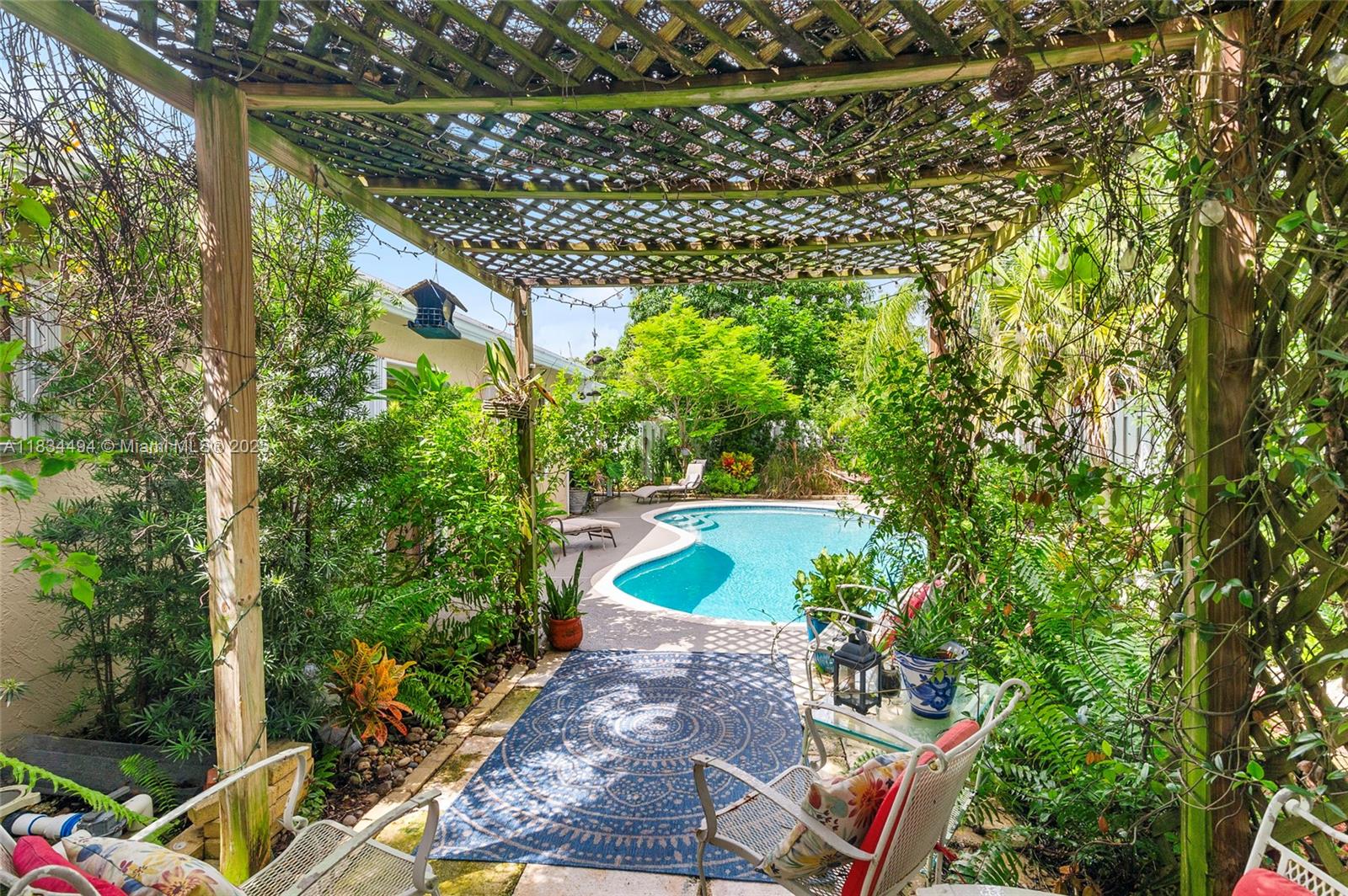 5001 SW 11th Circle, Margate, Florida image 29