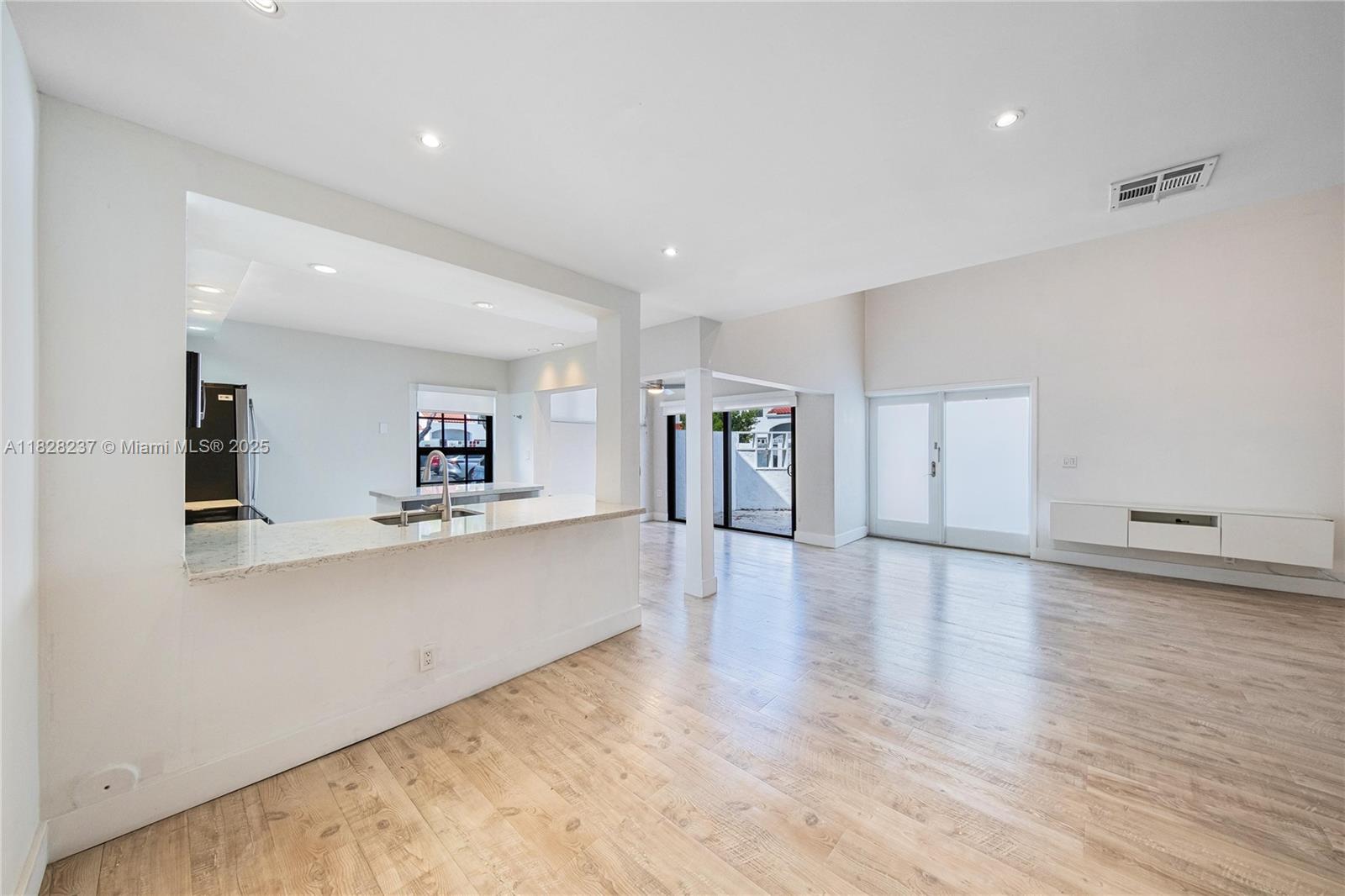 Property photo # 3