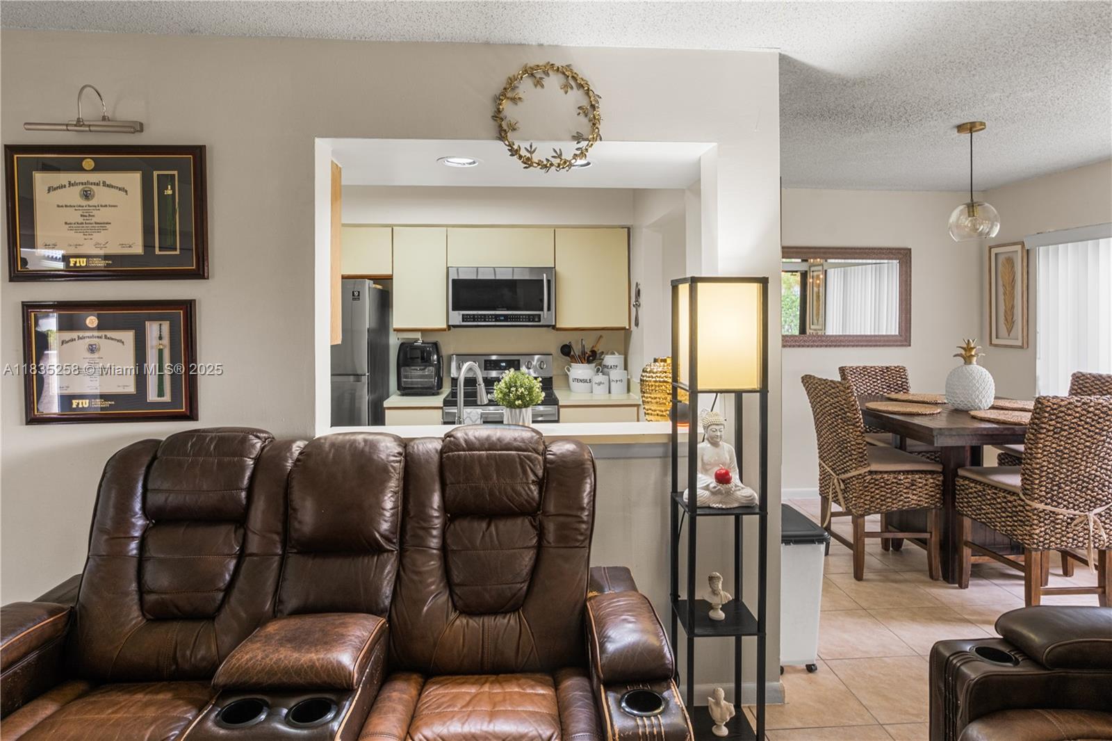 8125 NW 17th Mnr, Plantation, Florida image 4