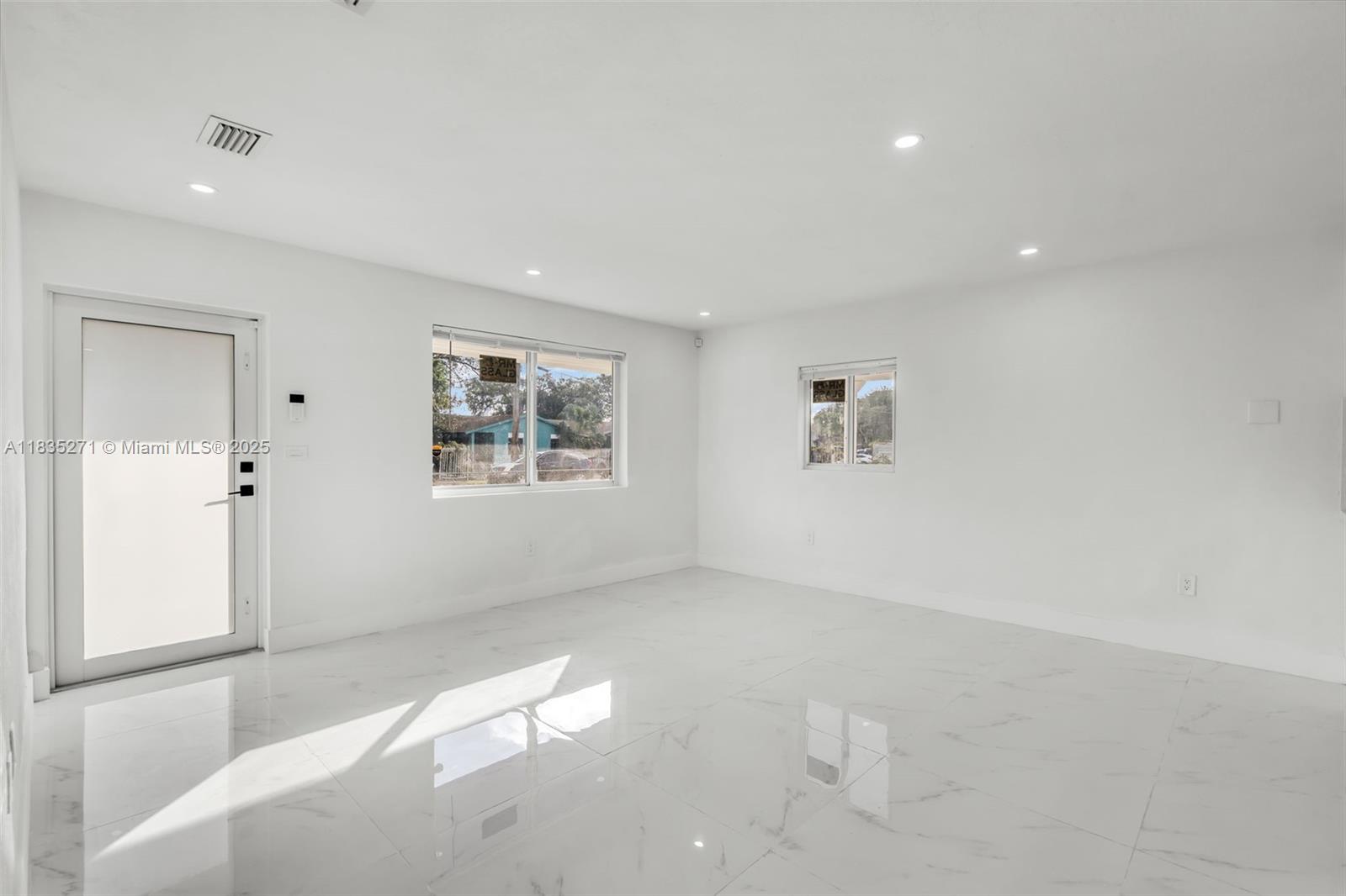 3001 NW 55th St, Miami, Florida image 6
