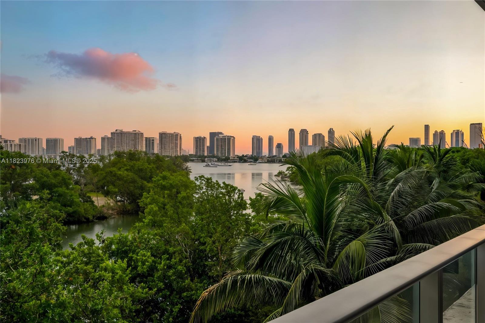 16385 Biscayne Blvd #301, North Miami Beach, Florida image 1