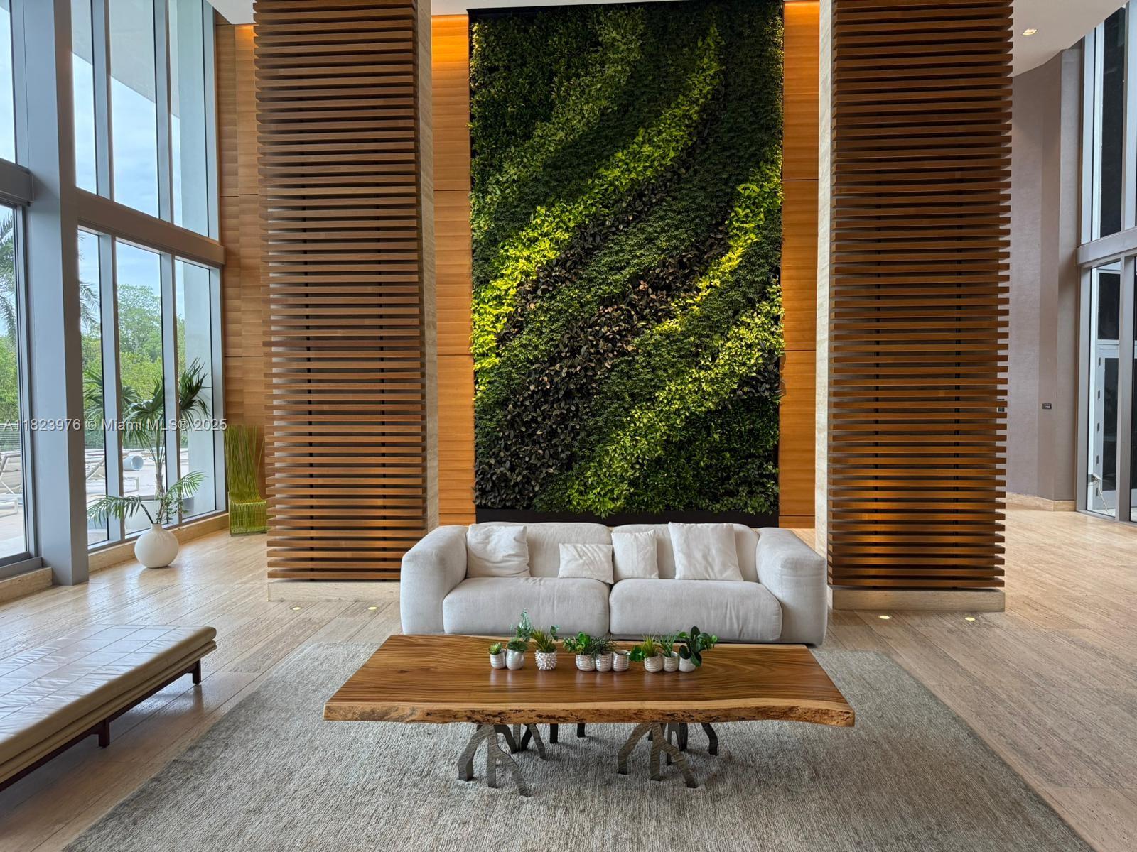 16385 Biscayne Blvd #301, North Miami Beach, Florida image 27