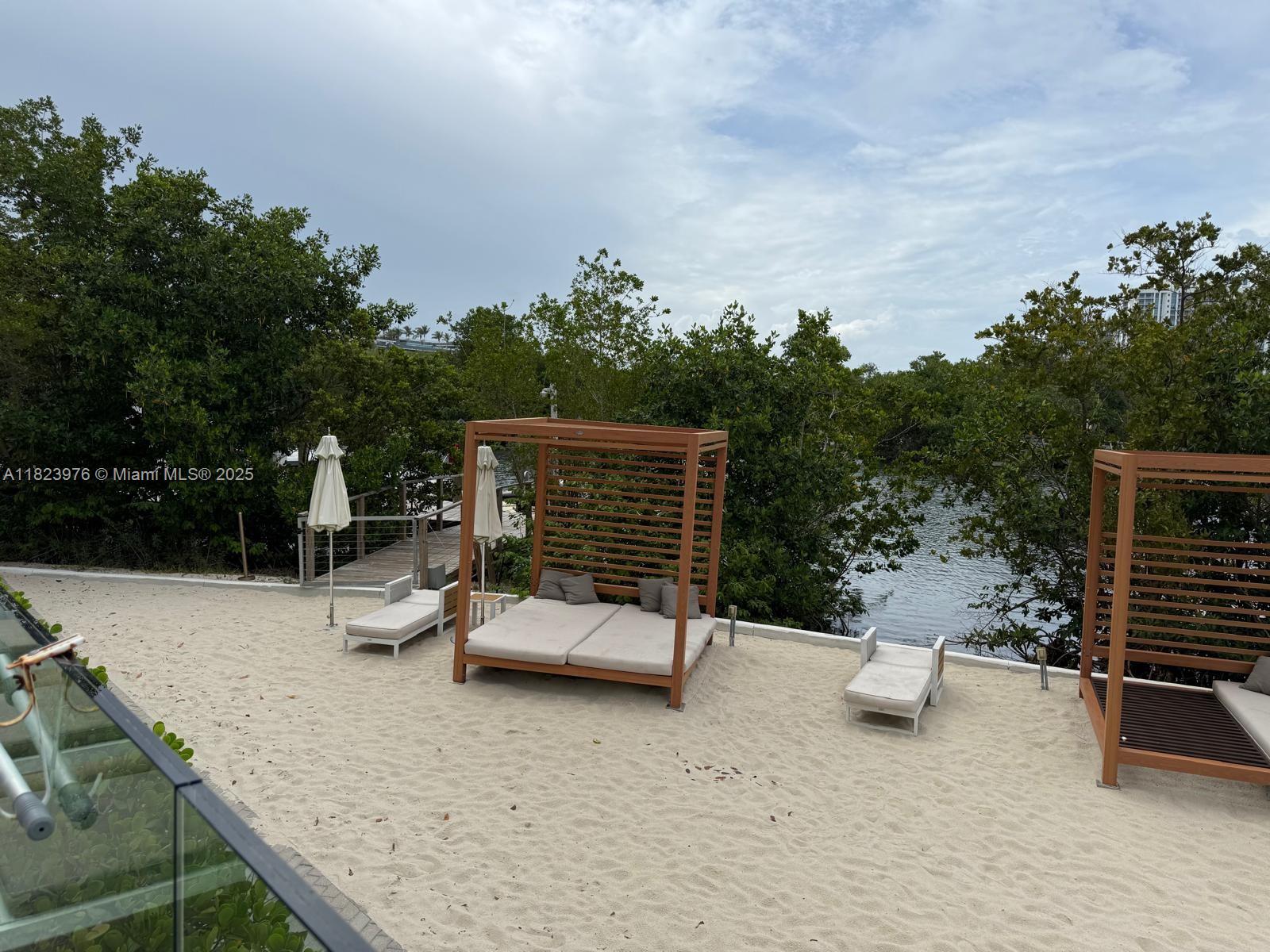 16385 Biscayne Blvd #301, North Miami Beach, Florida image 44