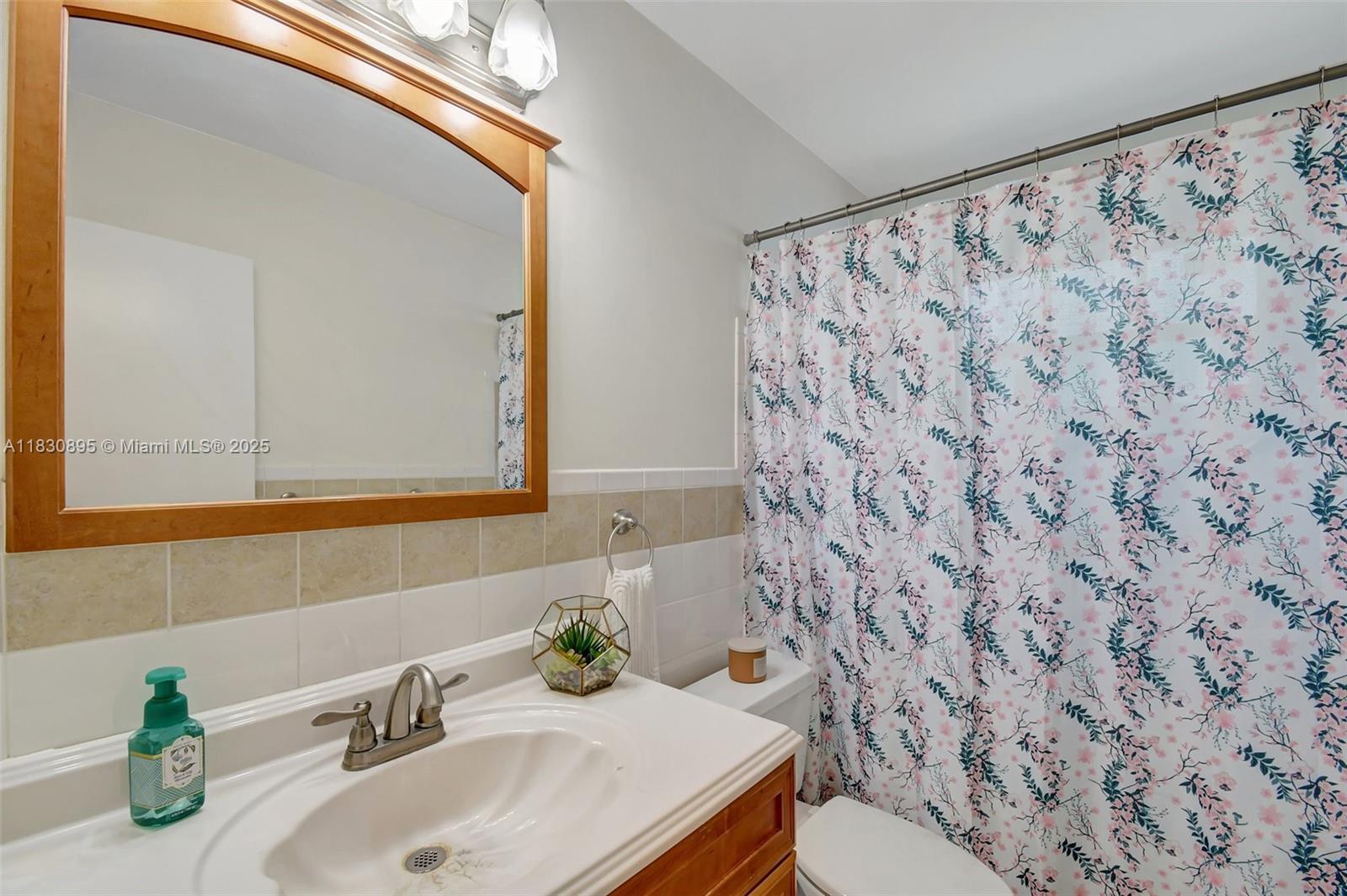880 SW 64th Ter, North Lauderdale, Florida image 16