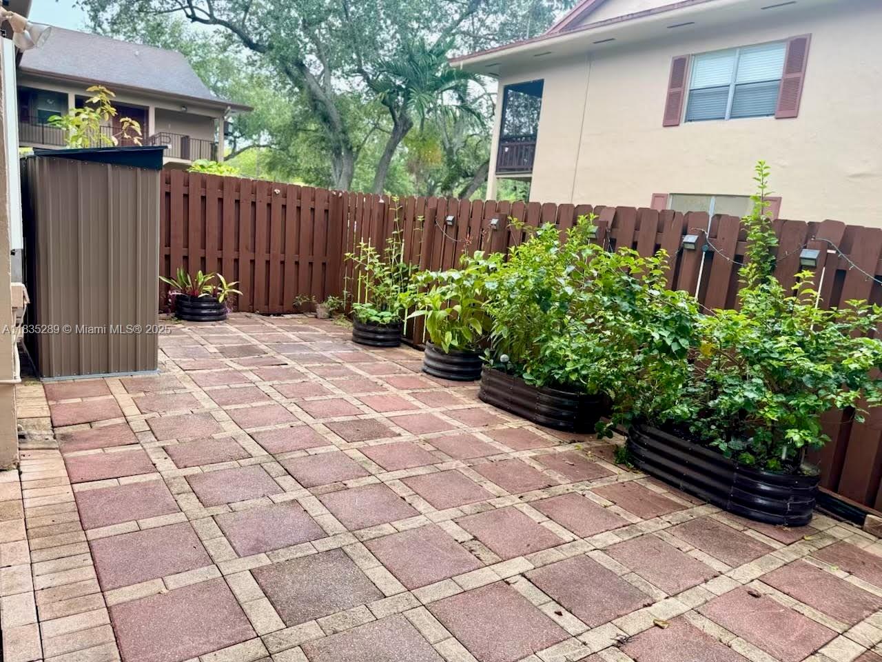 Property photo # 9