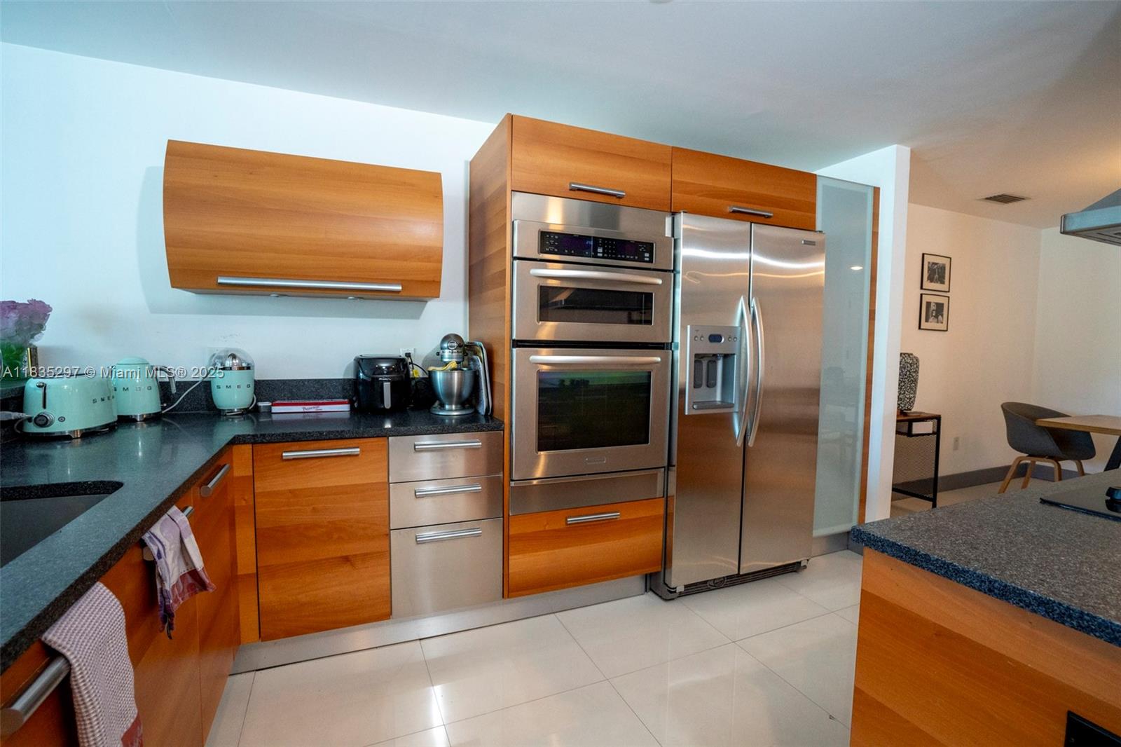 Property photo # 6