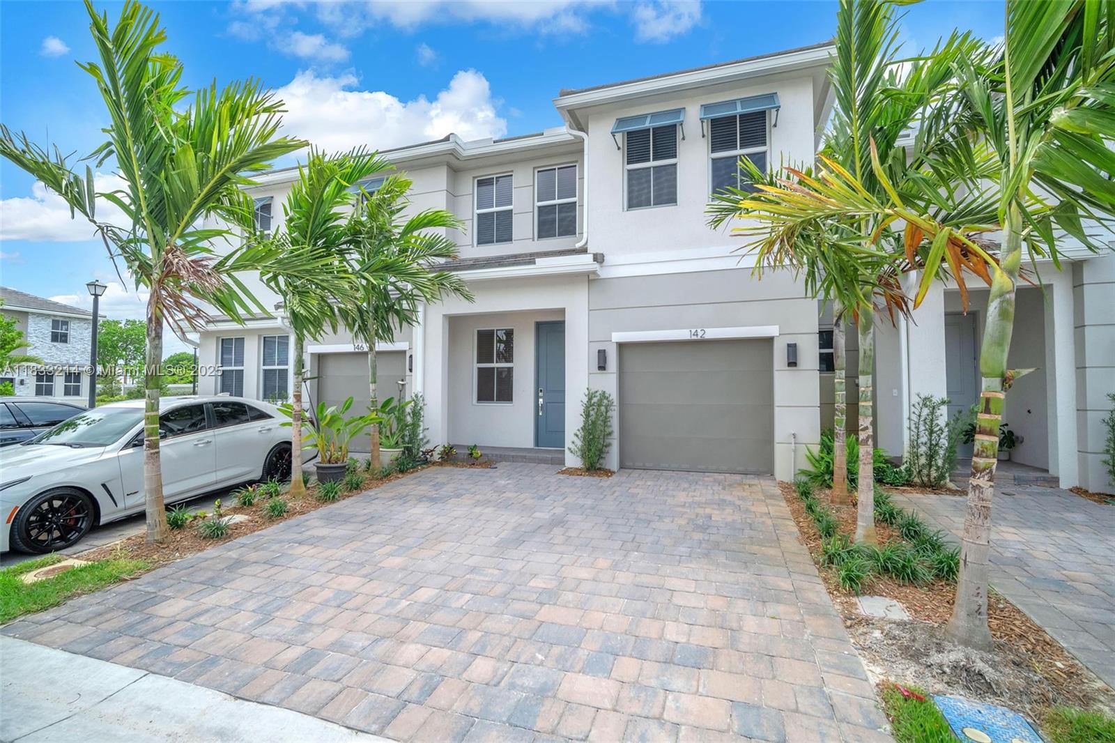 Property photo # 0