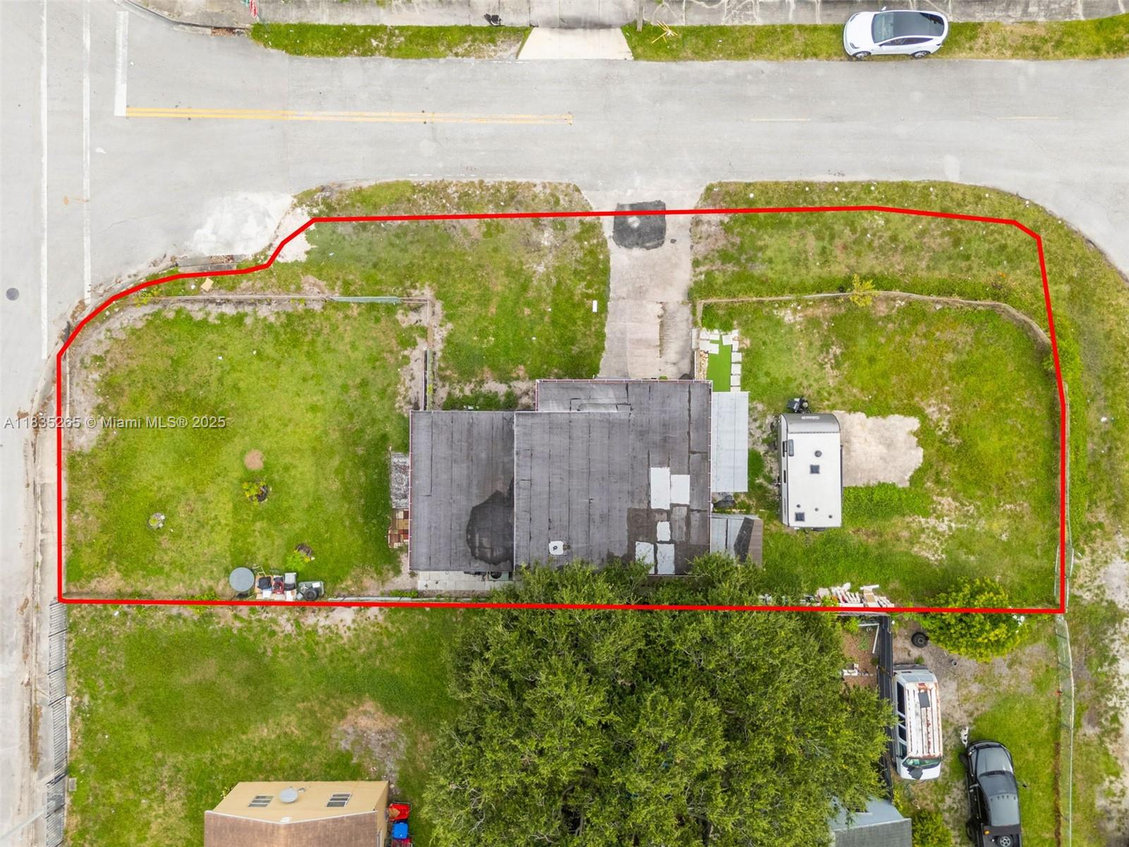 2225 NW 122nd St, Miami, Florida image 25