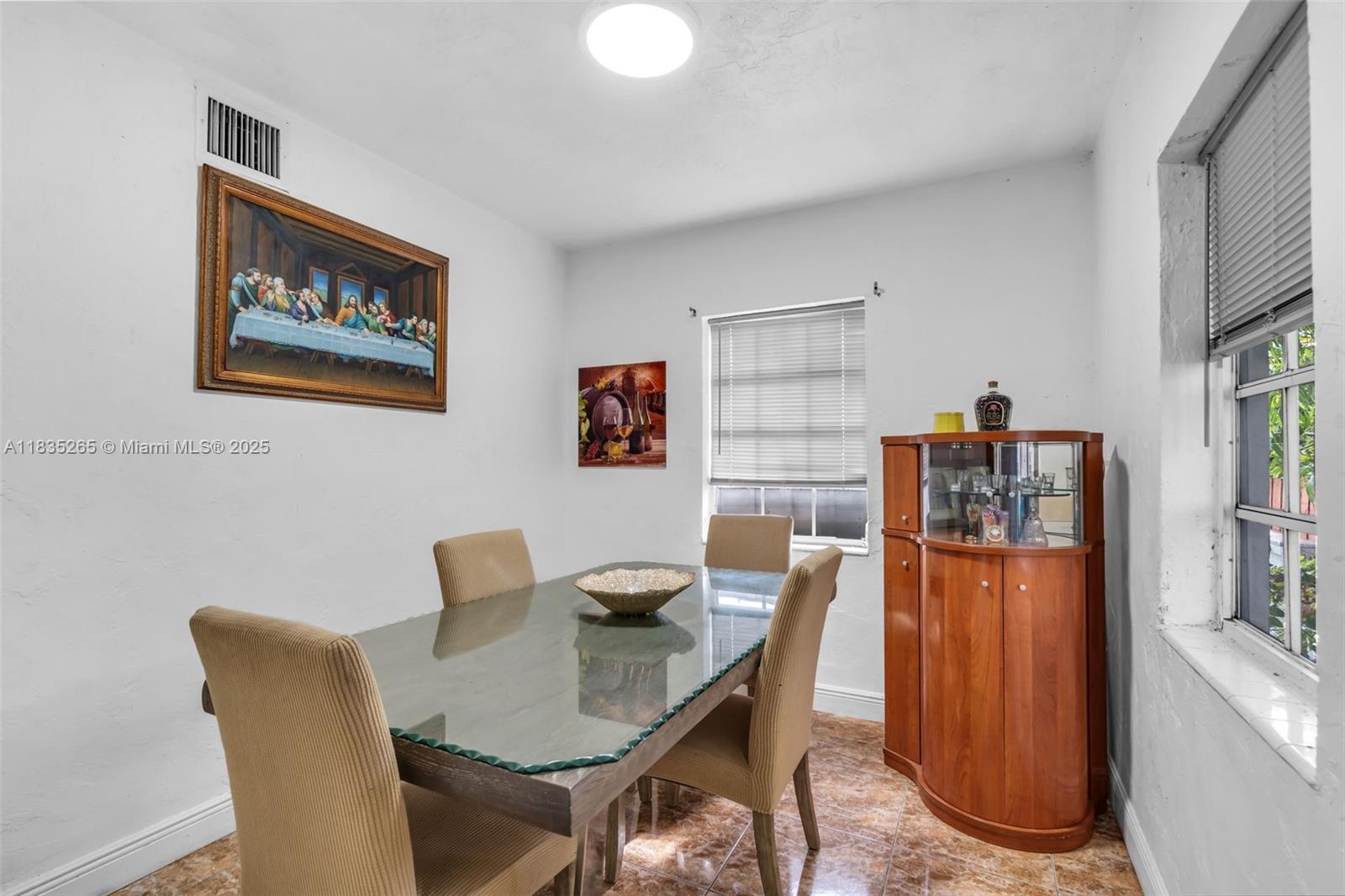 2225 NW 122nd St, Miami, Florida image 9