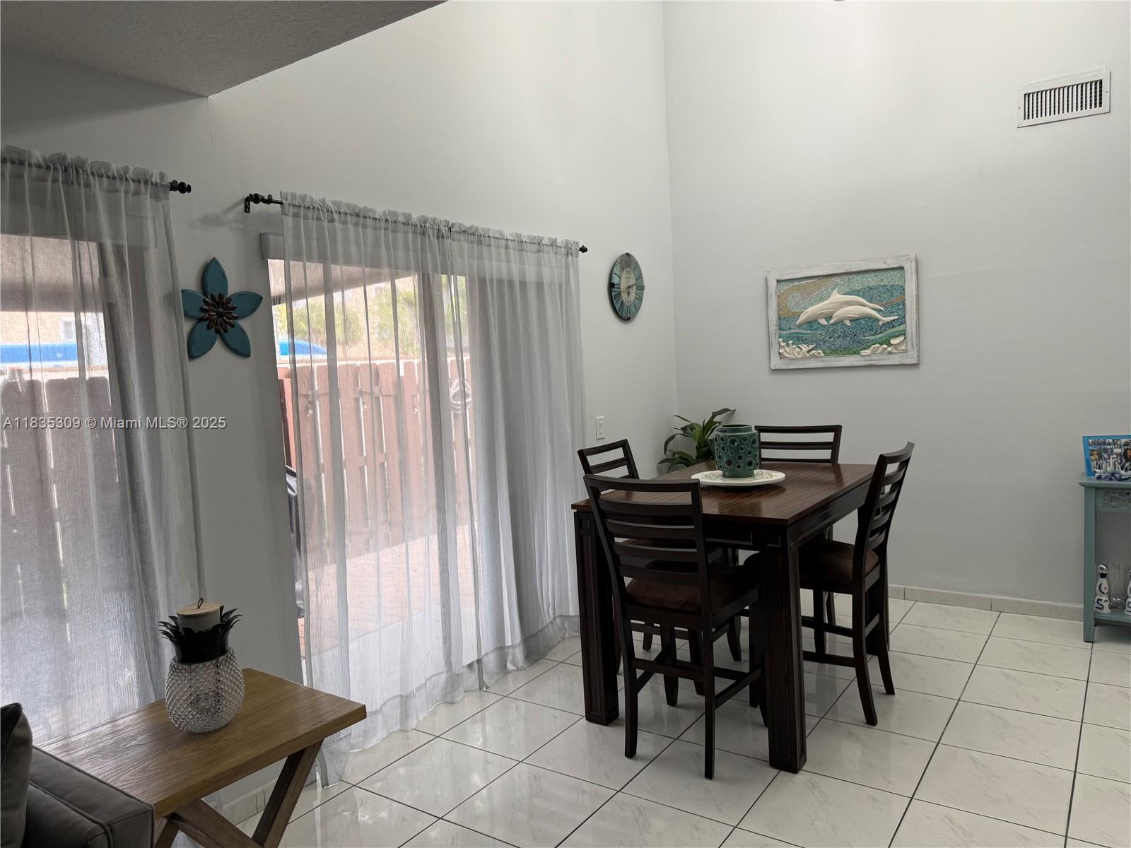 17048 NW 66th Ct, Miami Lakes, Florida image 13