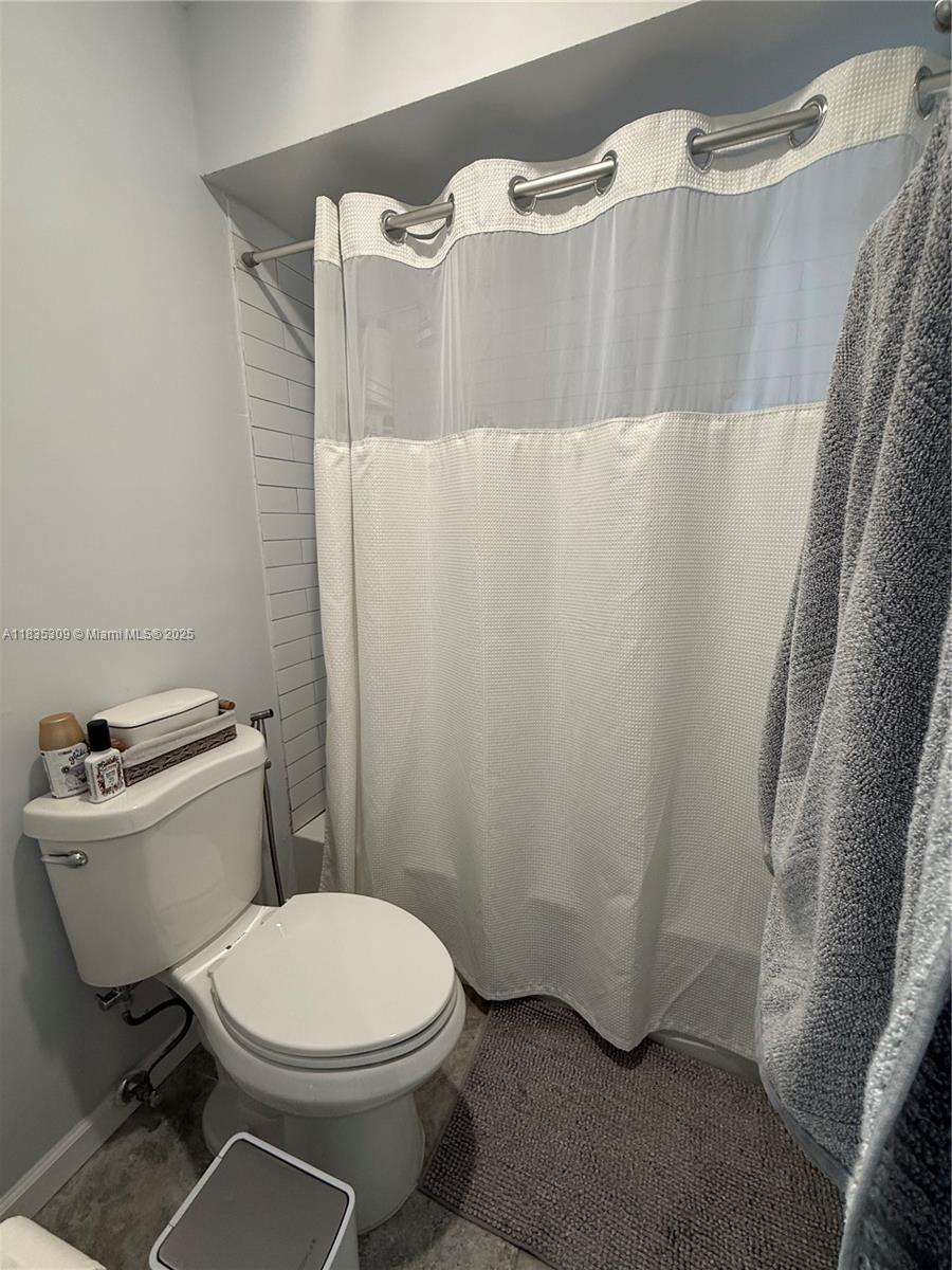 17048 NW 66th Ct, Miami Lakes, Florida image 24