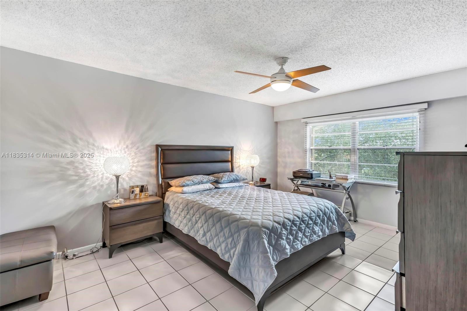 1300 SW 125th Ave #406K, Pembroke Pines, Florida image 2