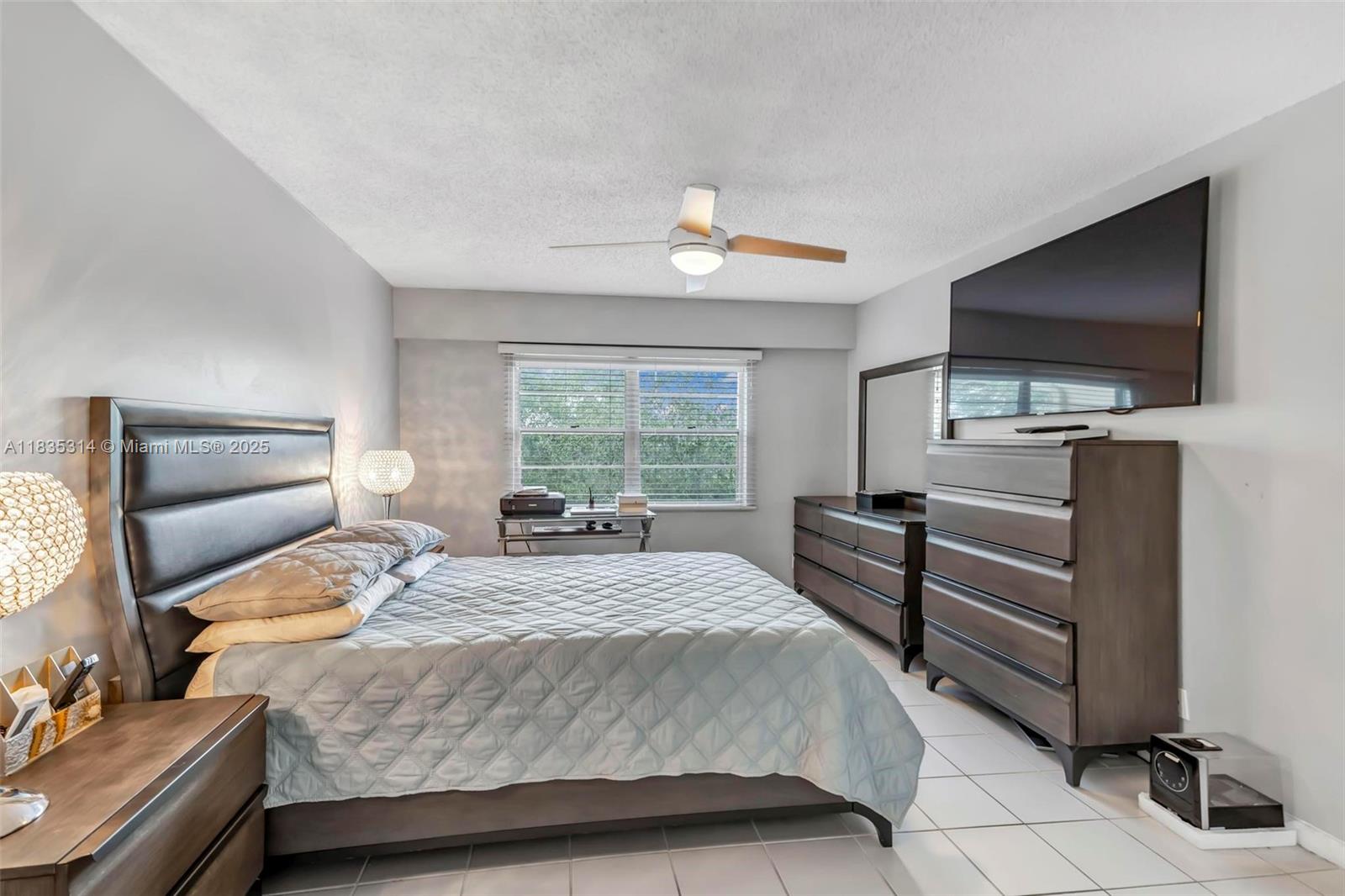 1300 SW 125th Ave #406K, Pembroke Pines, Florida image 3
