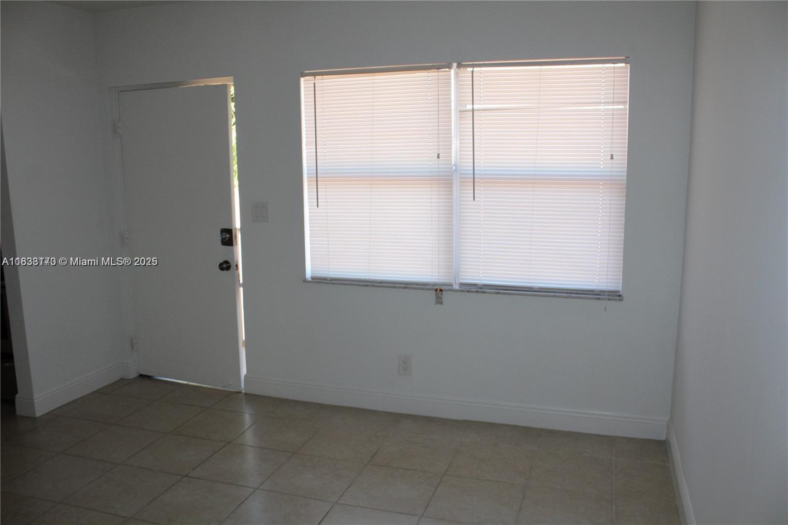 101 NE 41st St #F107, Oakland Park, Florida image 2