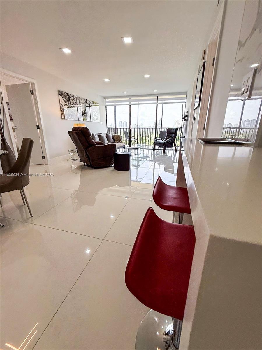 20379 W Country Club Dr #1434, Aventura, Florida image 5