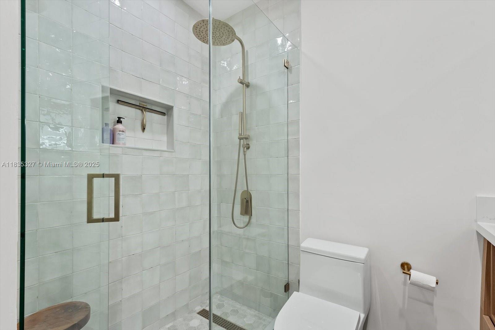 511 Catalonia Ave, Coral Gables, Florida image 17
