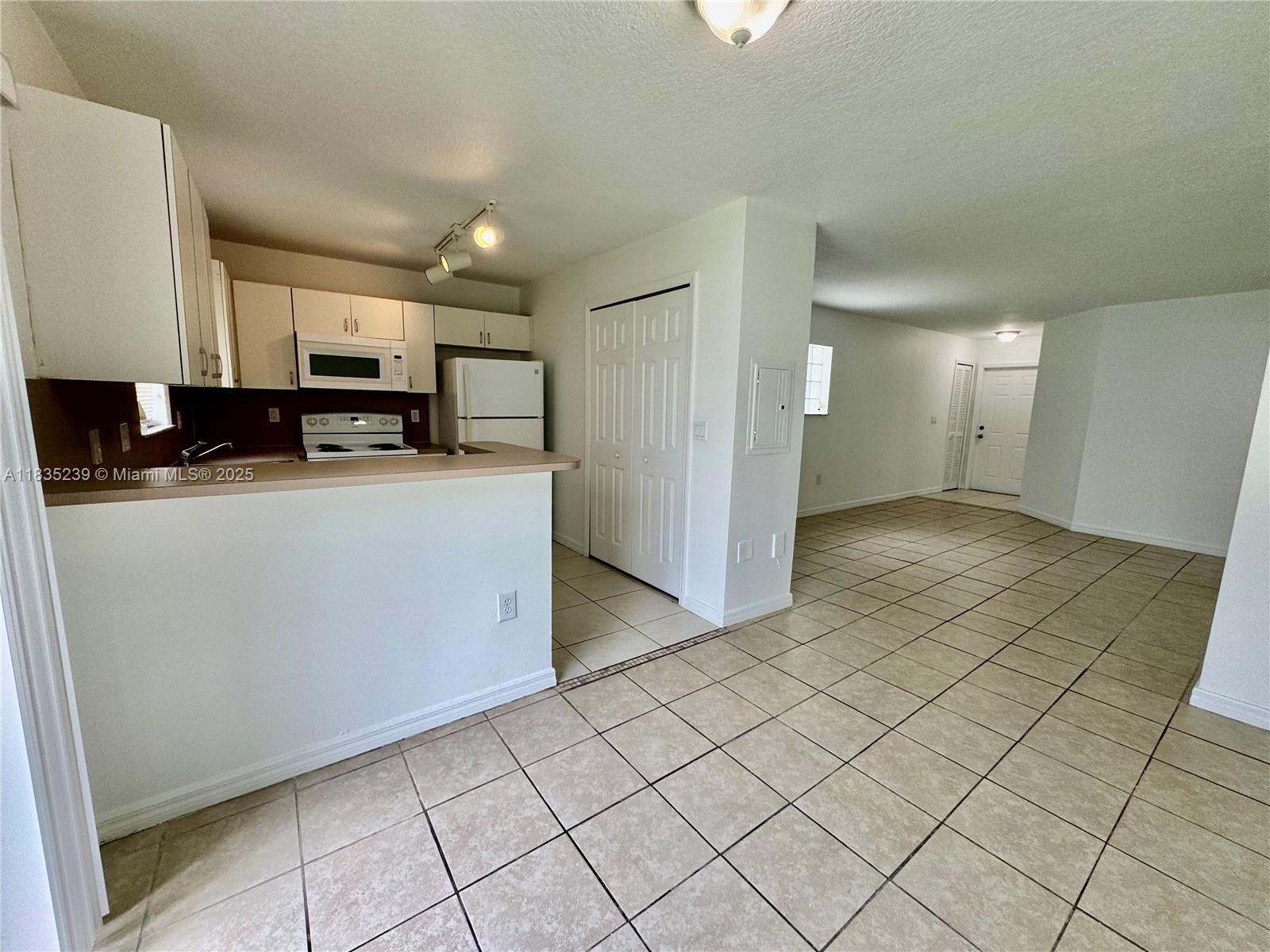 Property photo # 3