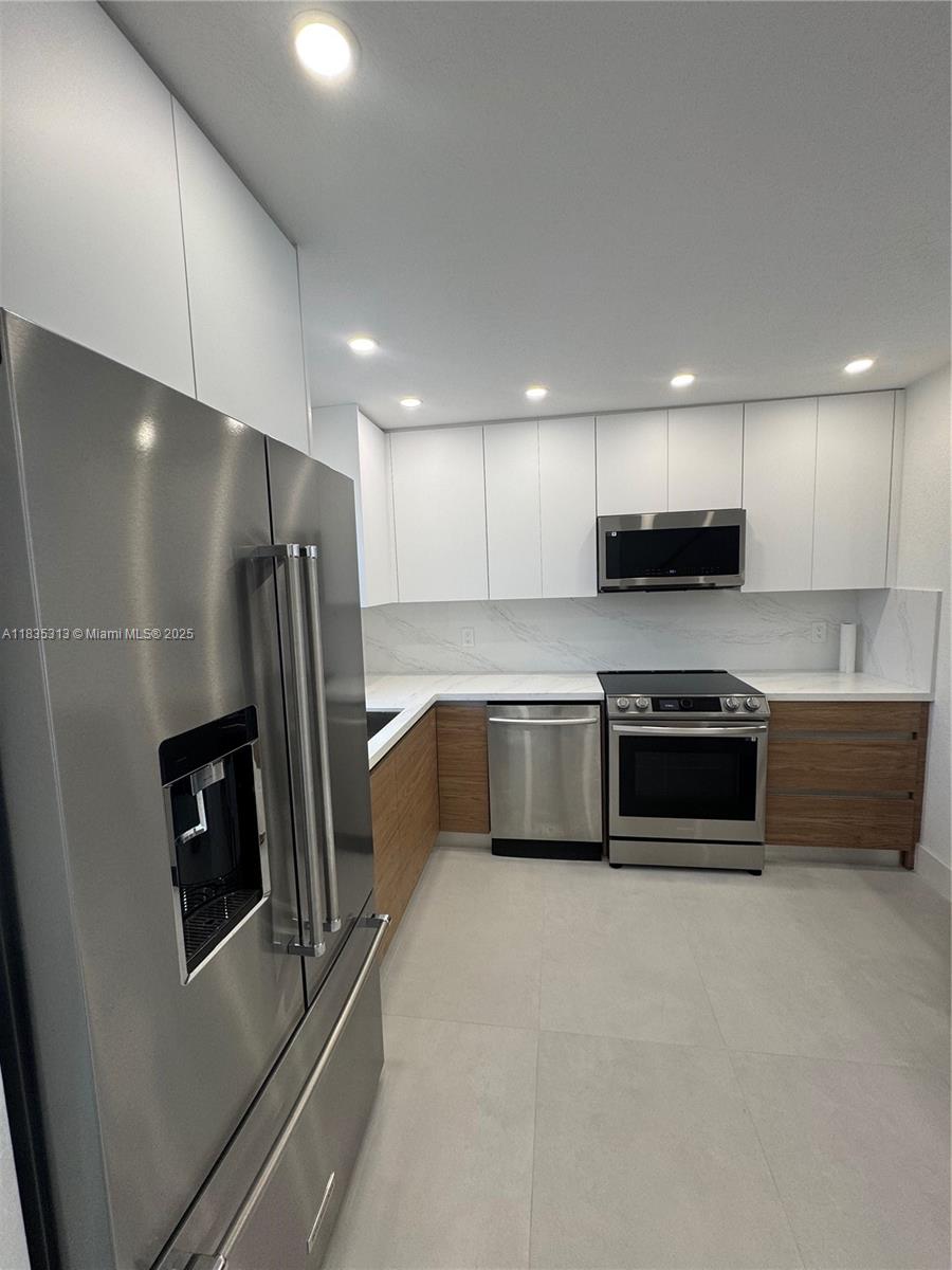 Property photo # 8
