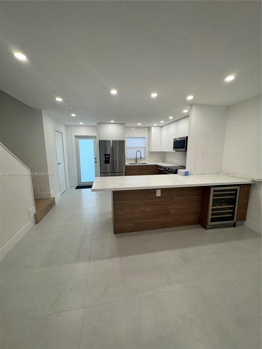 Property photo # 4
