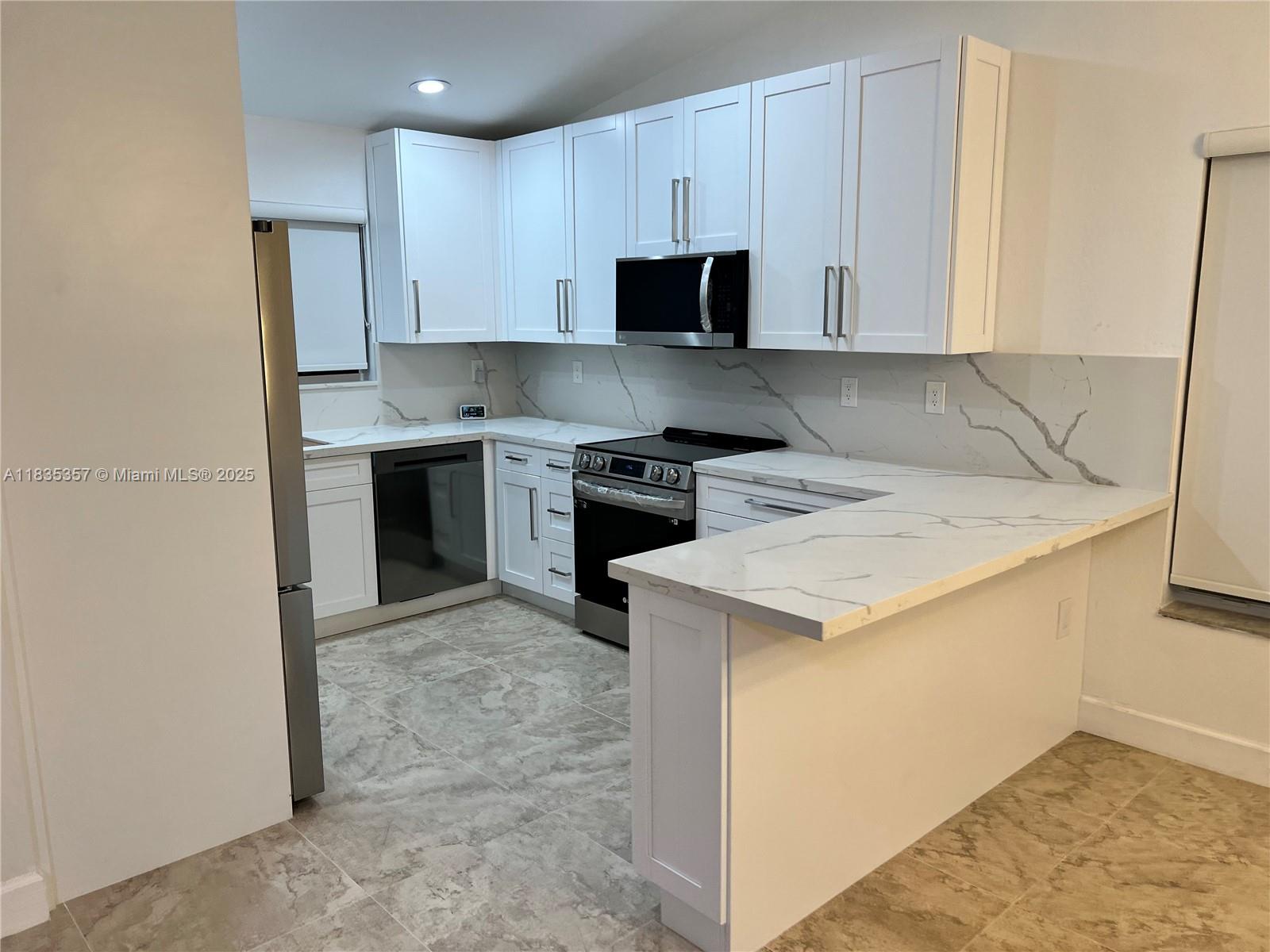 Property photo # 4