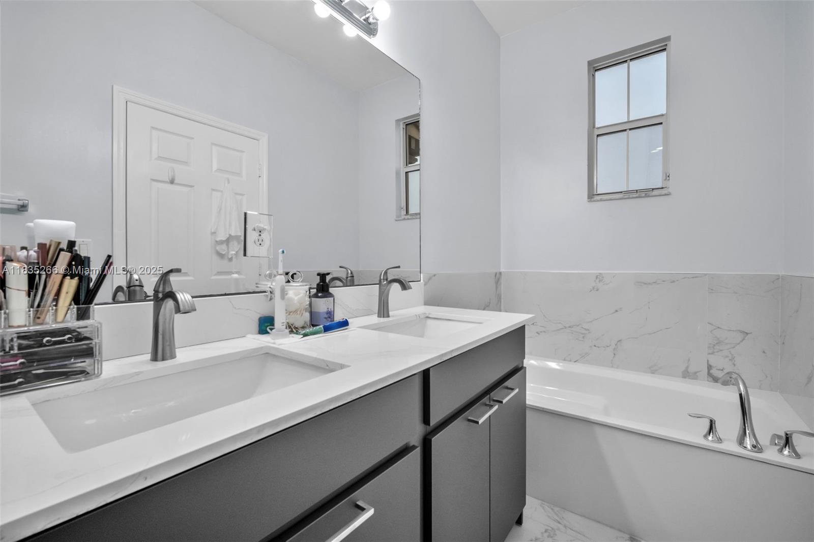 14646 SW 13th St, Pembroke Pines, Florida image 38