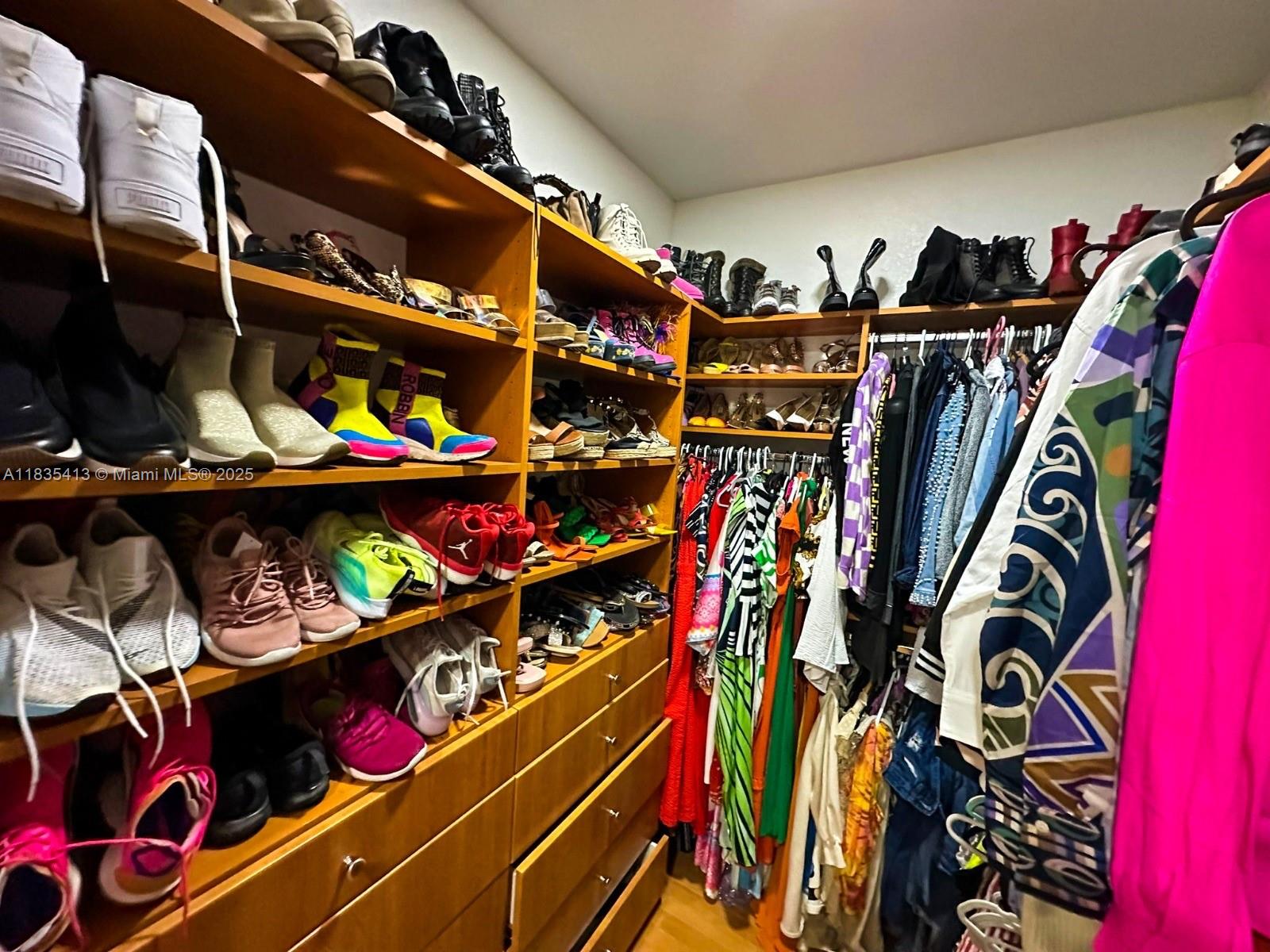 7427 NW 113th Path, Doral, Florida image 33