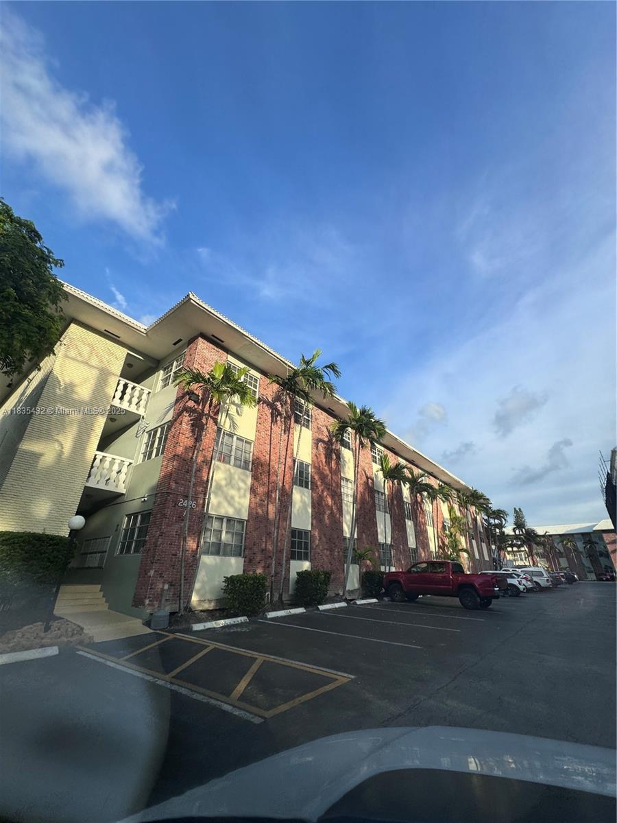 Property photo # 2