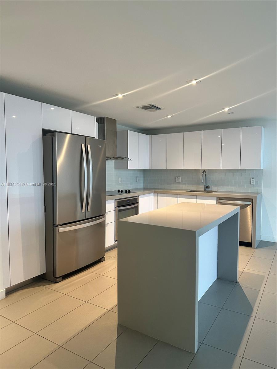 Property photo # 2