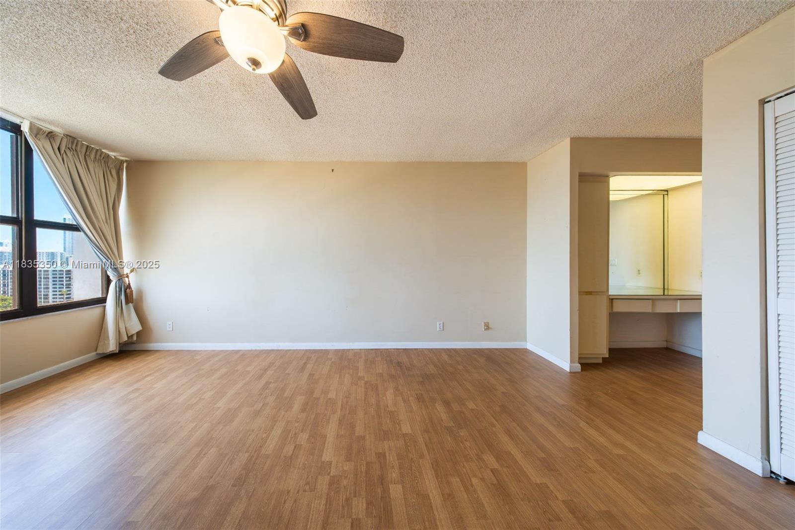 2500 Parkview Dr #1502, Hallandale Beach, Florida image 11