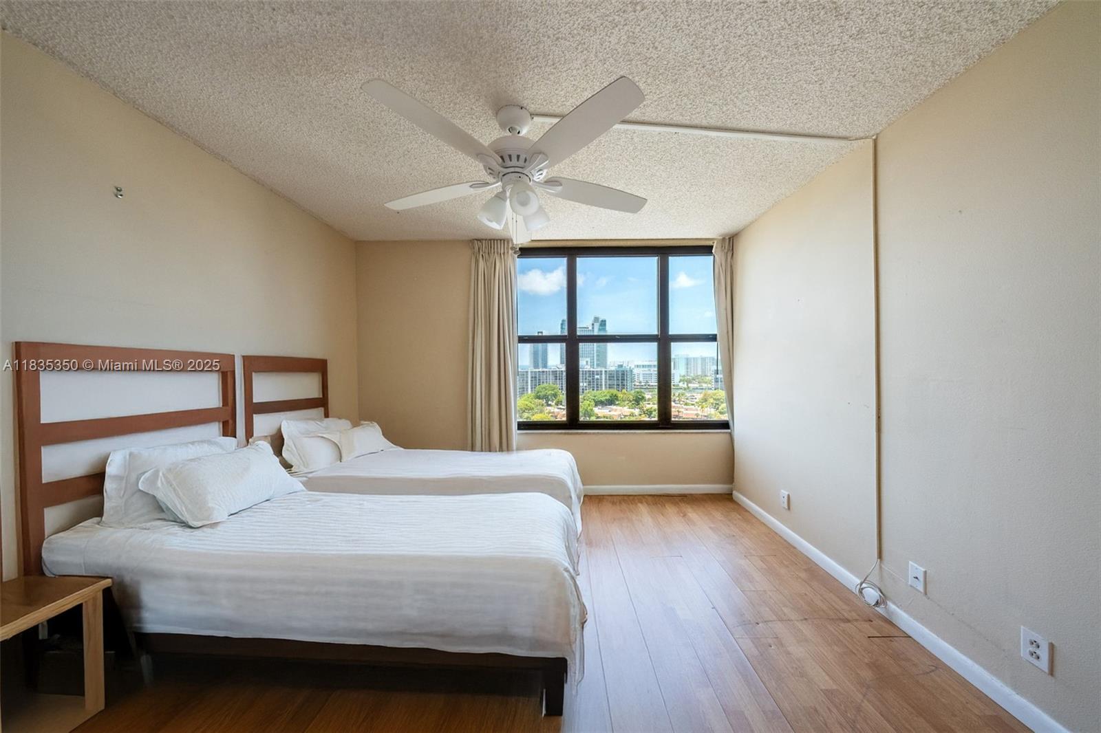 2500 Parkview Dr #1502, Hallandale Beach, Florida image 18