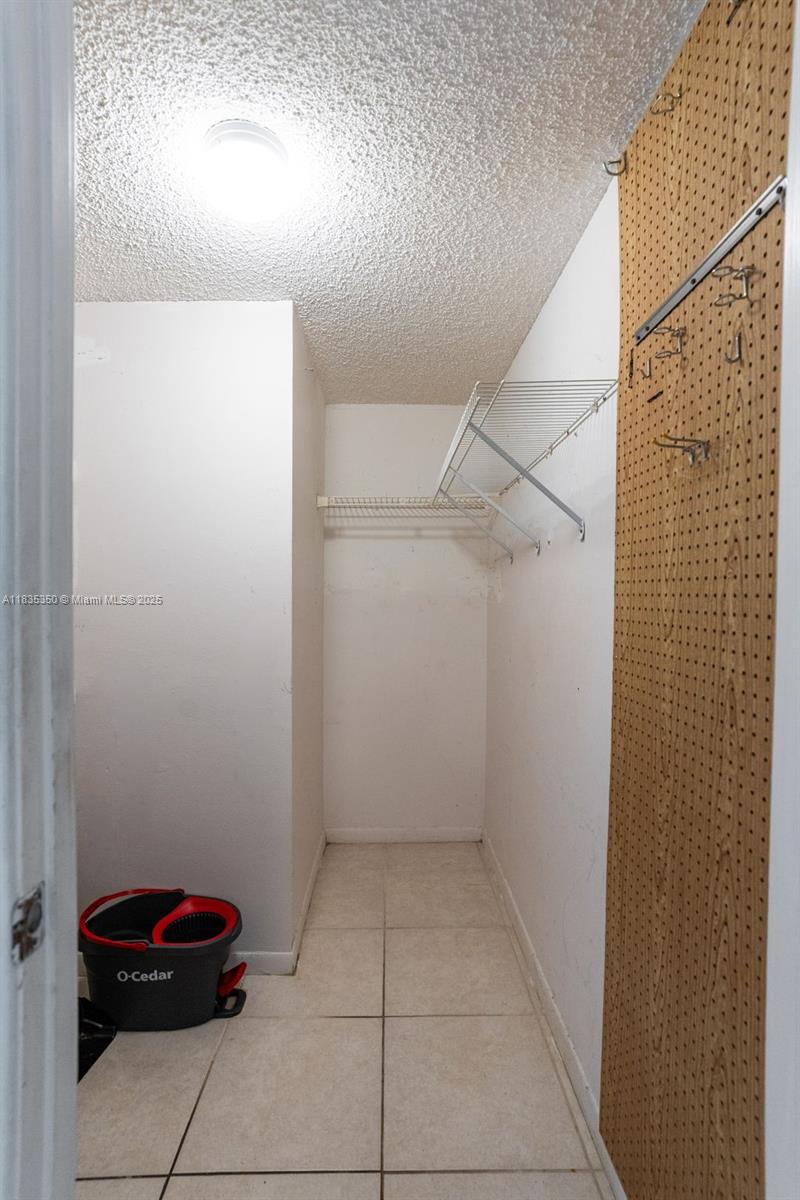 2500 Parkview Dr #1502, Hallandale Beach, Florida image 24