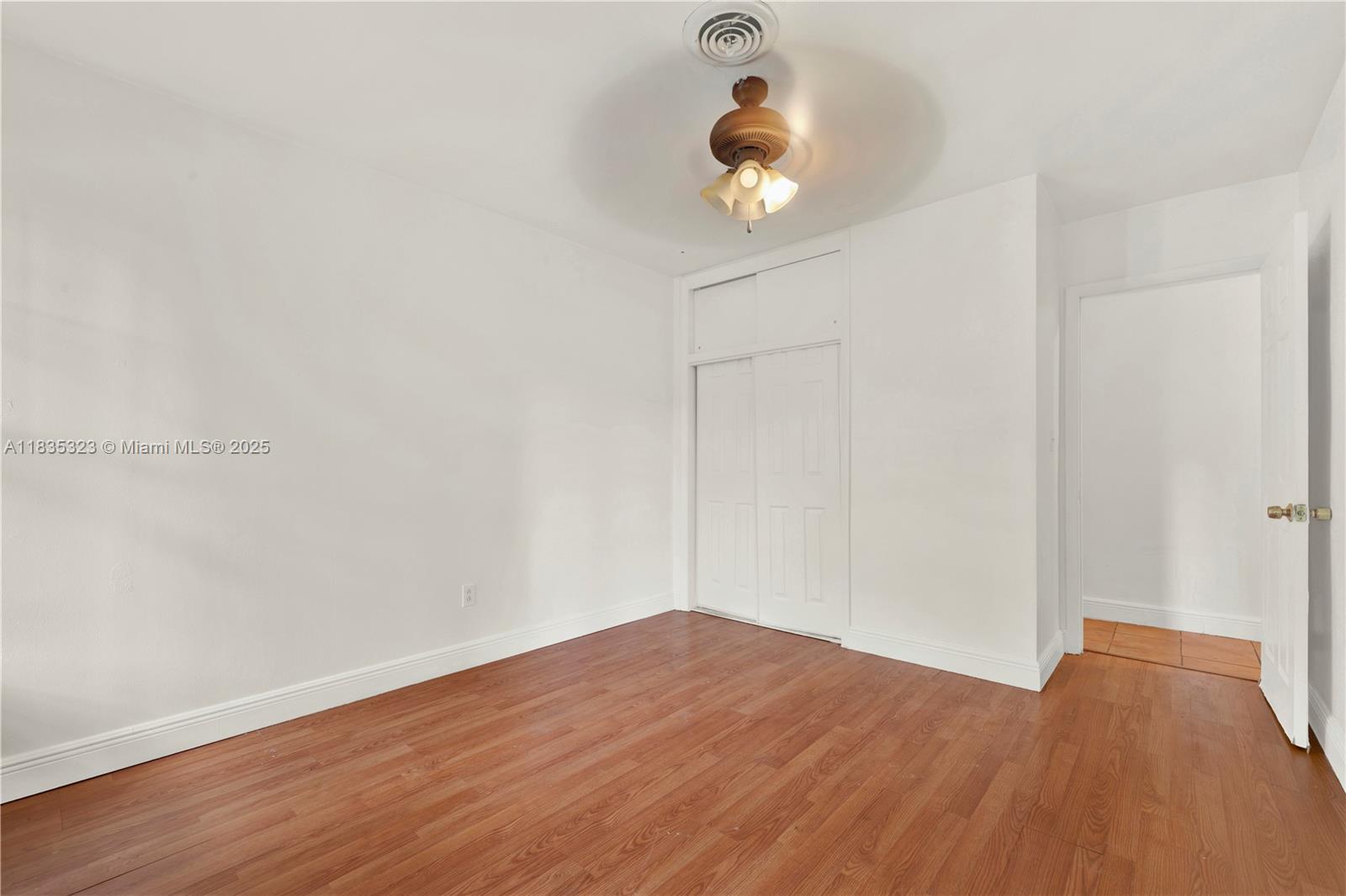 15831 Palmetto Club Dr, Miami, Florida image 27