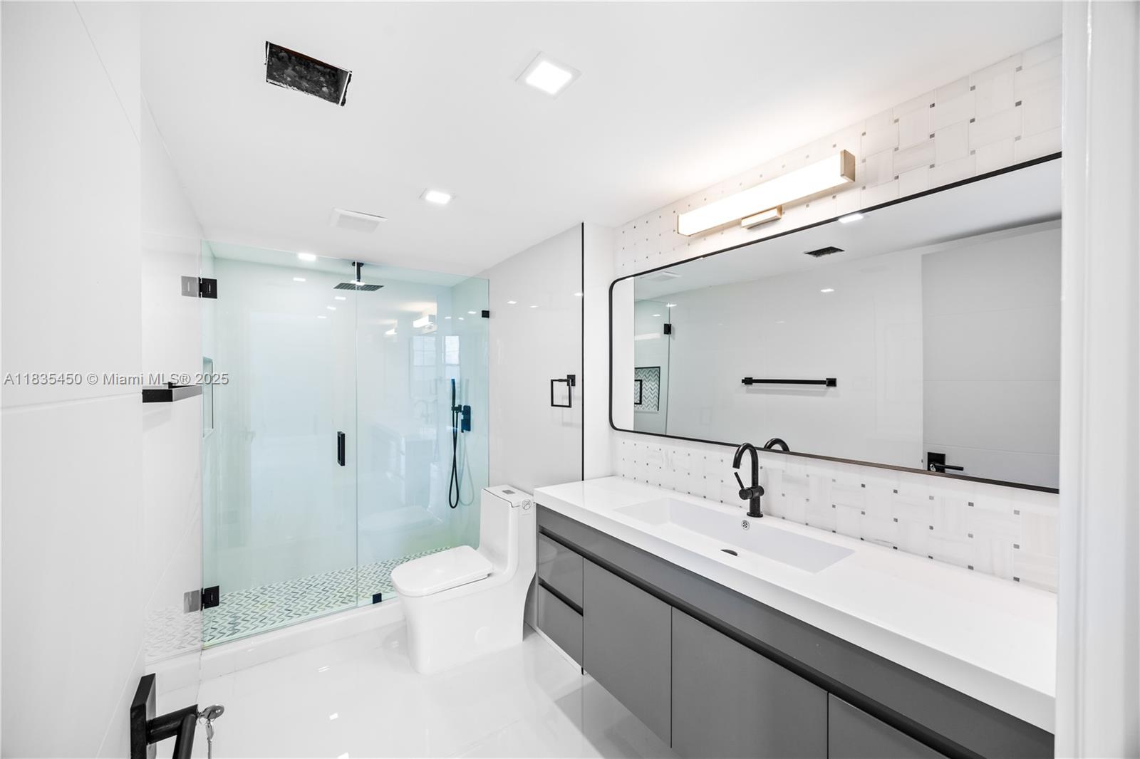 20379 W Country Club Dr #2632-, Aventura, Florida image 9