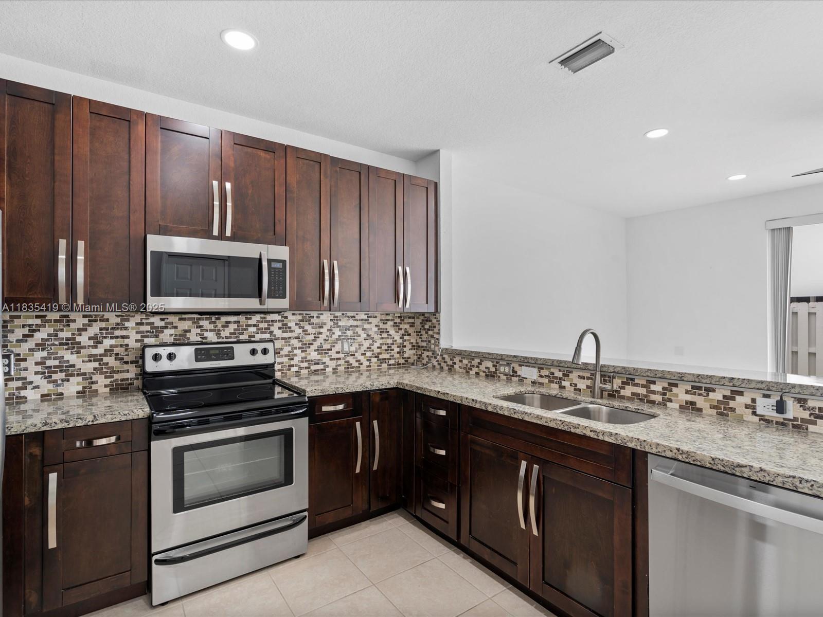 Property photo # 8