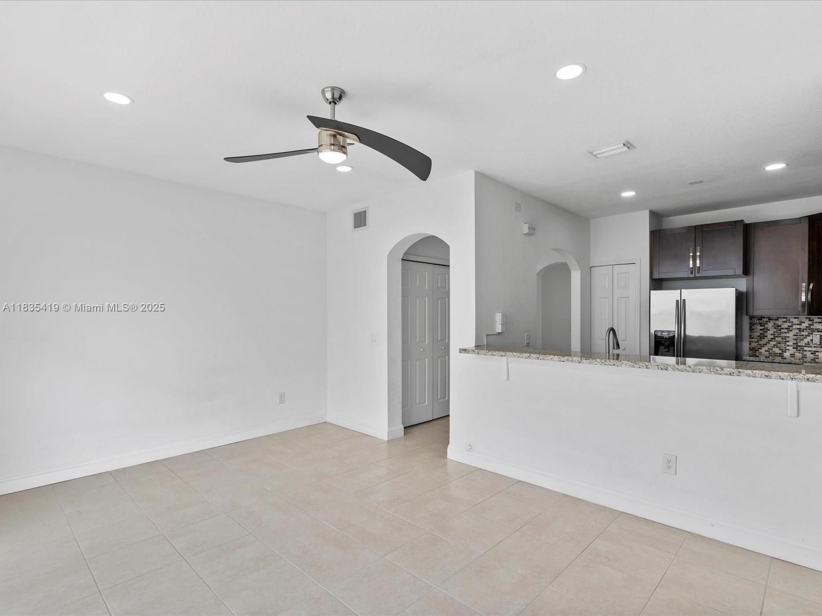 Property photo # 6