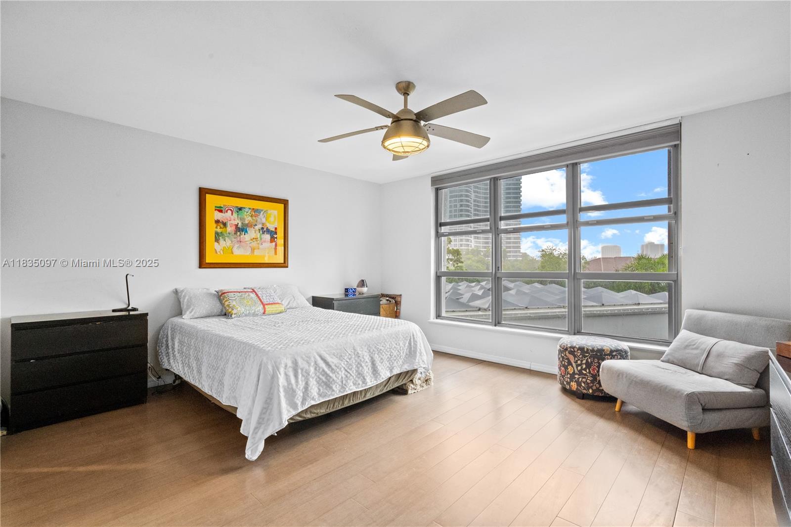 3530 Mystic Pointe Dr #309, Aventura, Florida image 13
