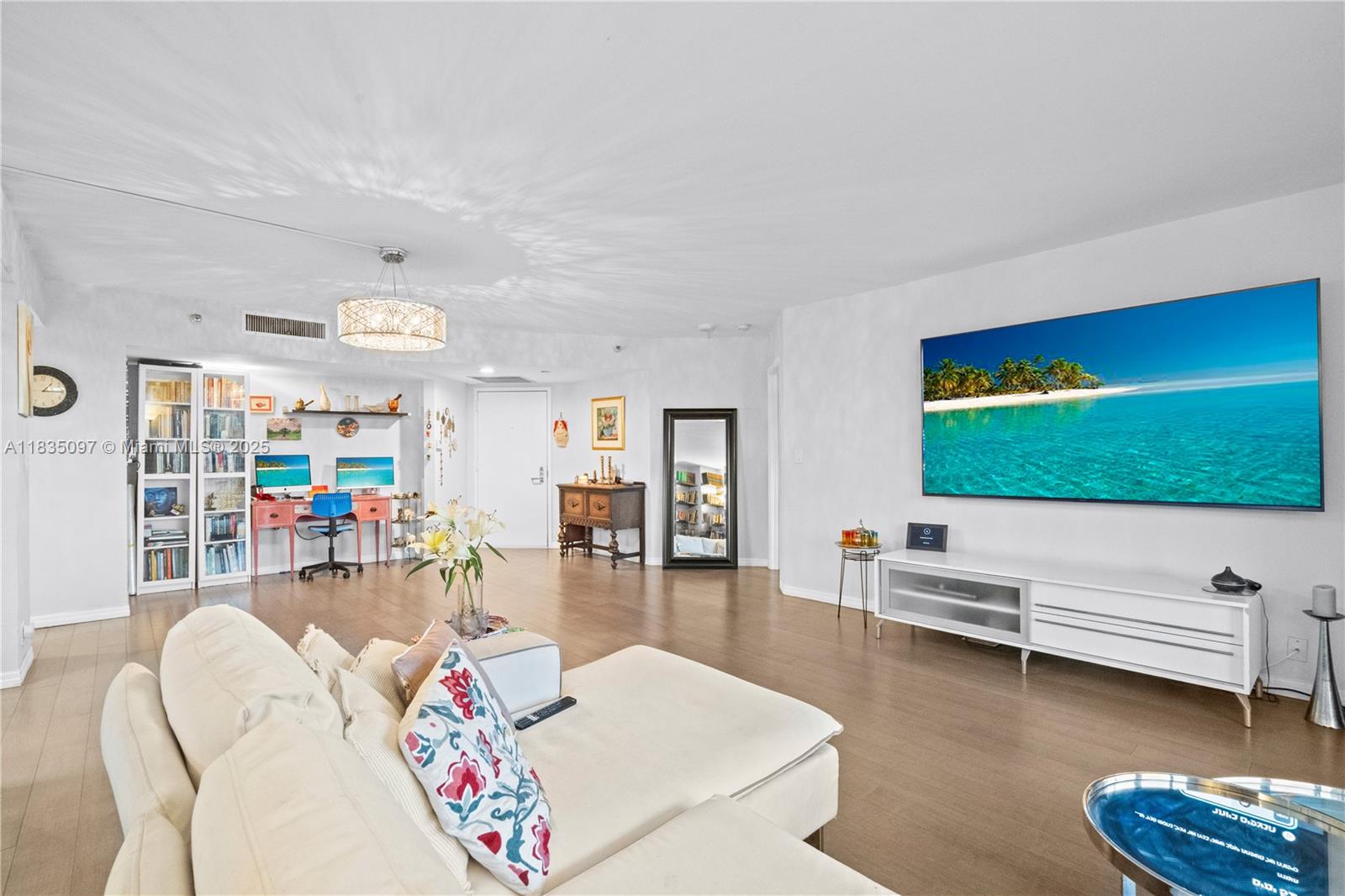 3530 Mystic Pointe Dr #309, Aventura, Florida image 6