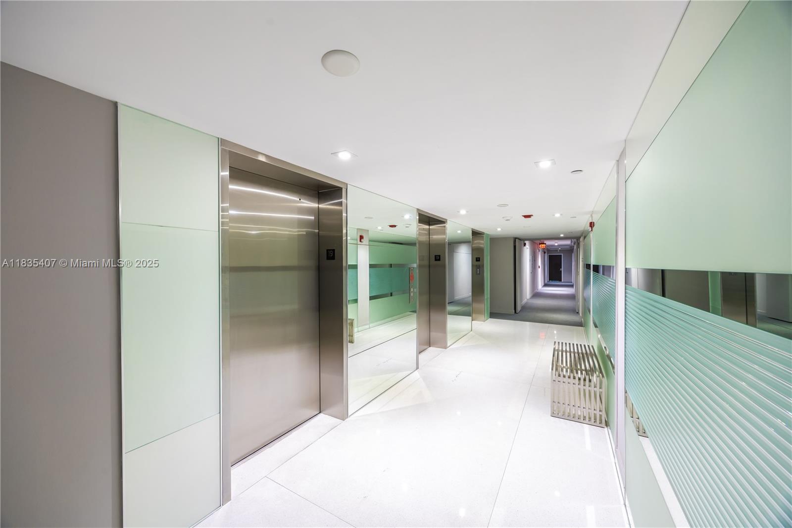 20379 W Country Club Dr #1938, Aventura, Florida image 21
