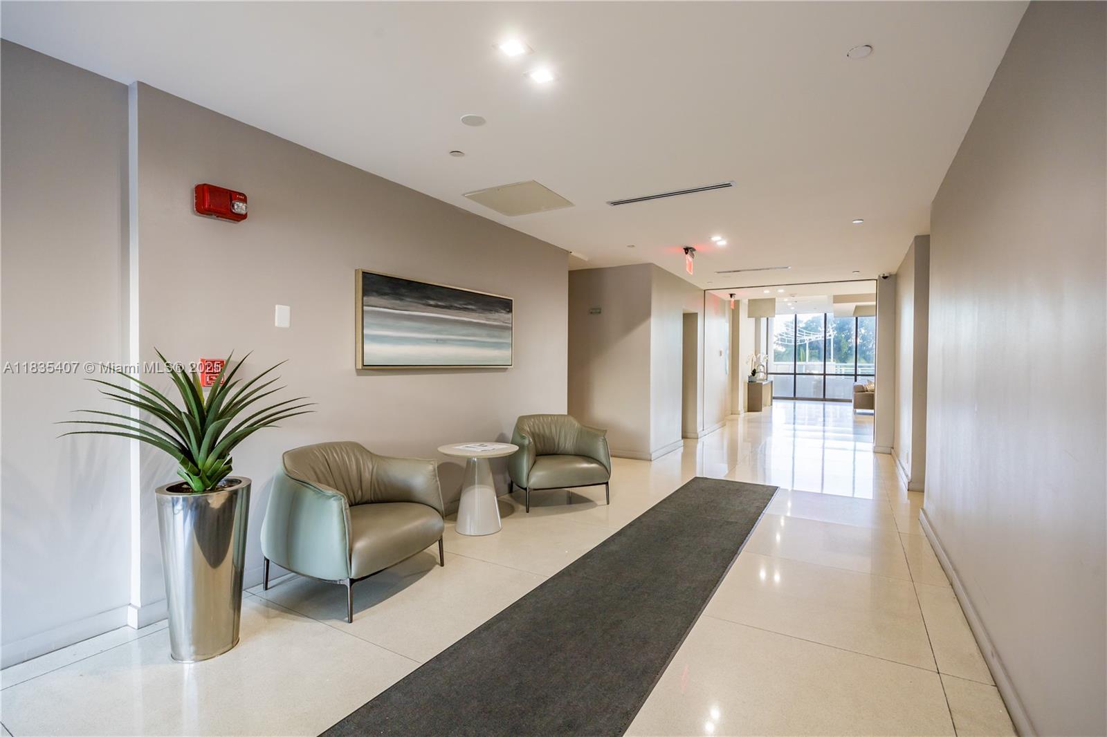 20379 W Country Club Dr #1938, Aventura, Florida image 25