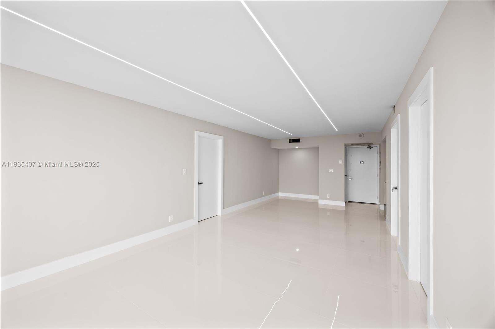 20379 W Country Club Dr #1938, Aventura, Florida image 5