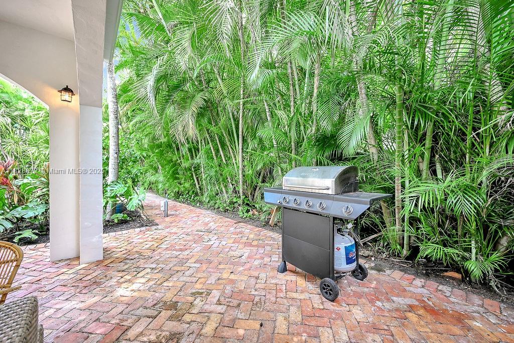 135 NE 87th St, El Portal, Florida image 47