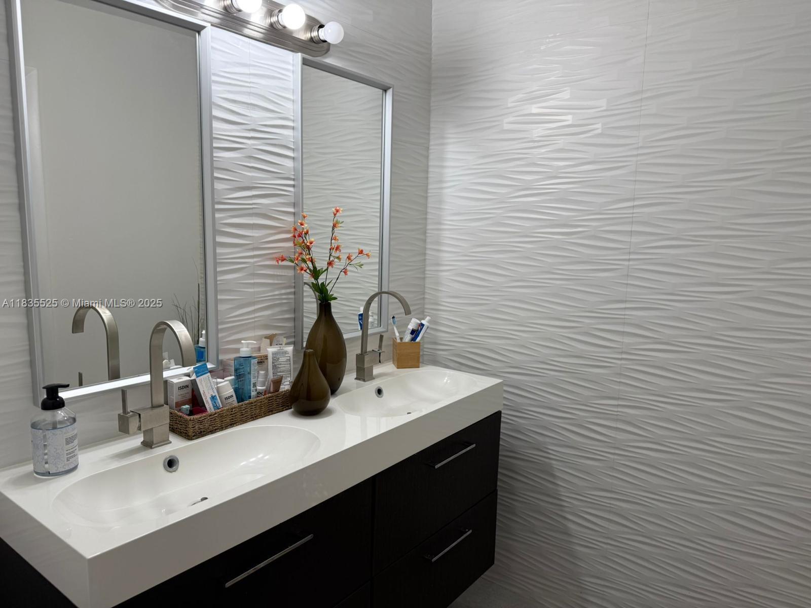 Residential, Miami, Florida image 19