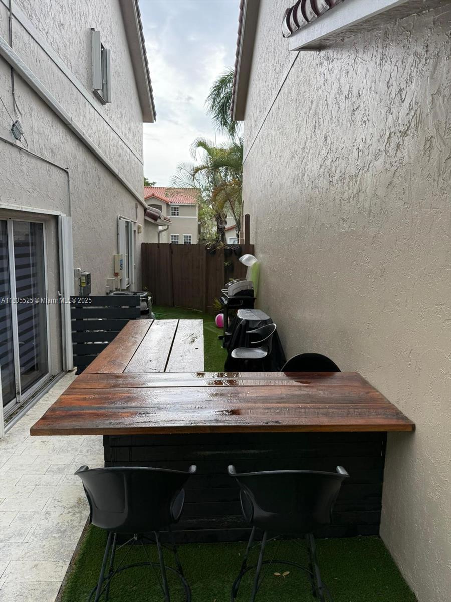 Residential, Miami, Florida image 36