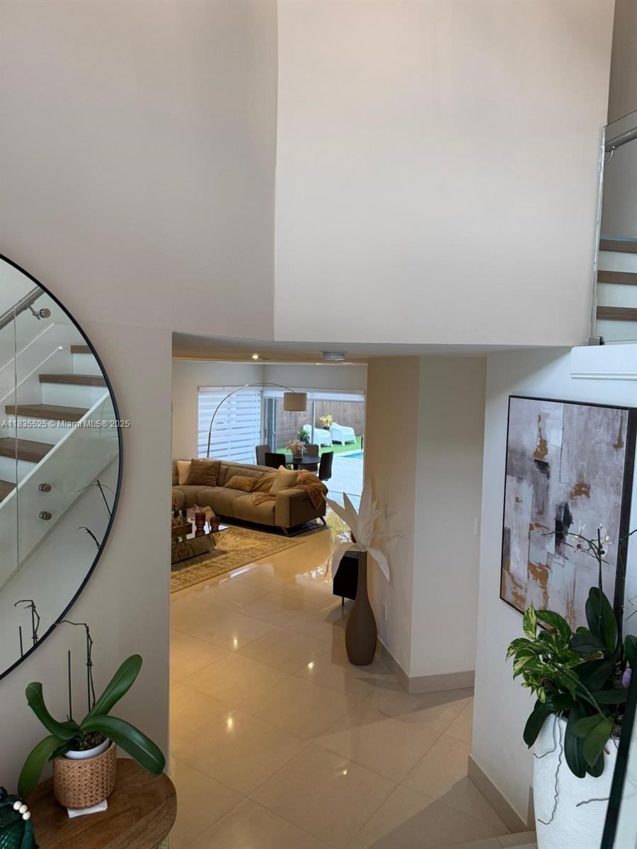 Residential, Miami, Florida image 6