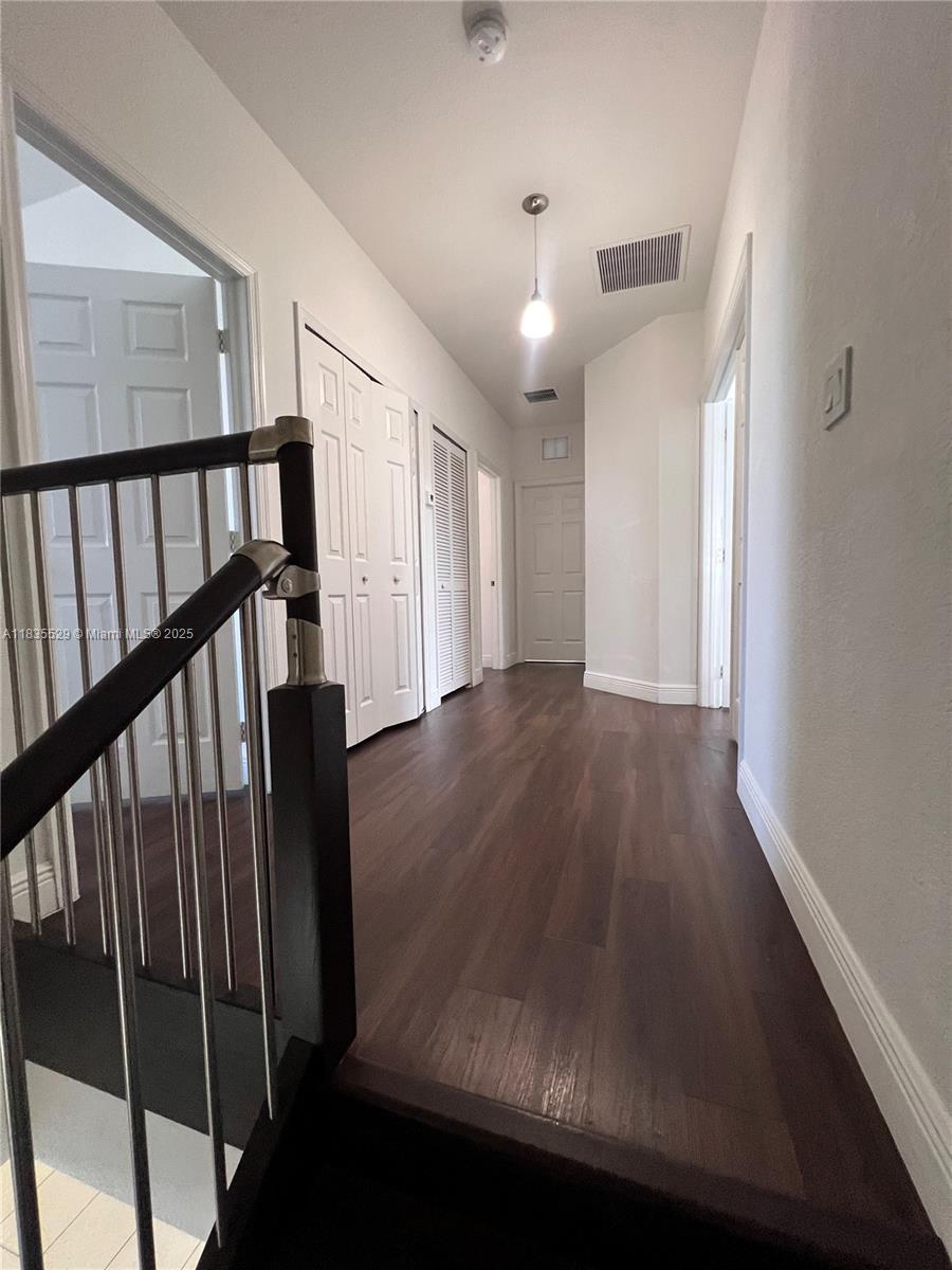 9866 NW 10th St, Miami, Florida image 23